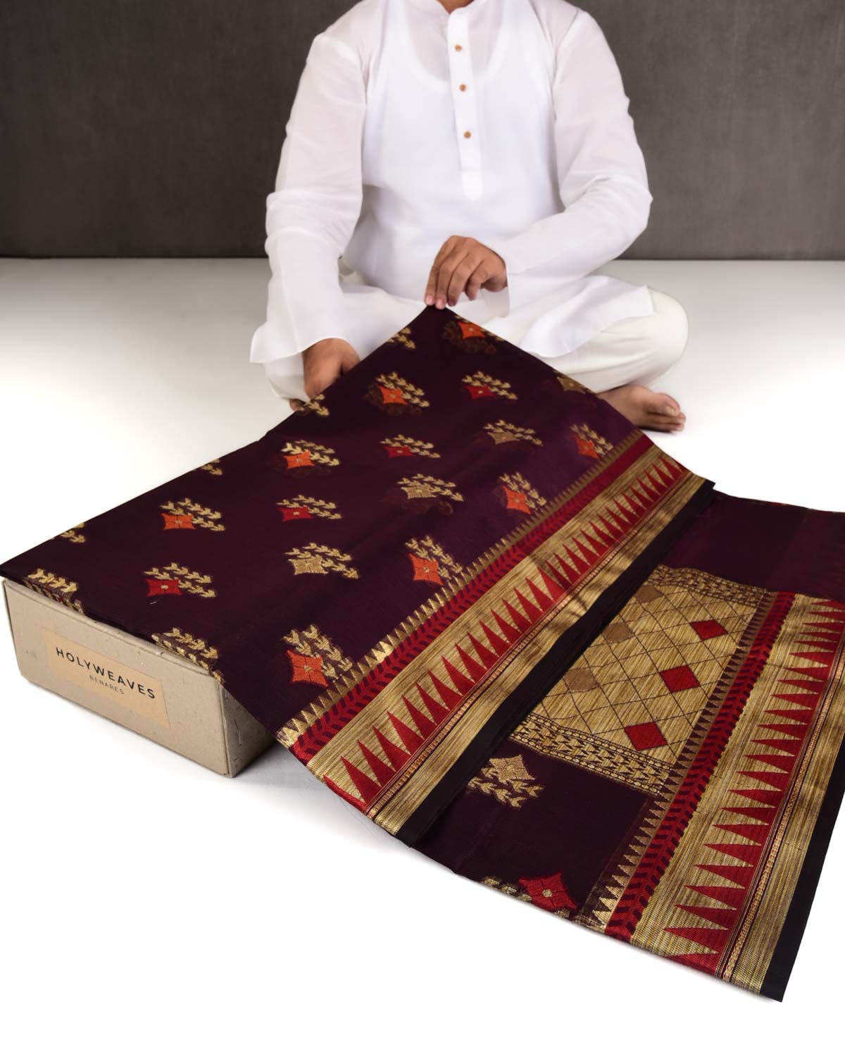 Mahogany Banarasi Geometric Buta Cutwork Brocade Woven Art Cotton Silk Saree-HolyWeaves
