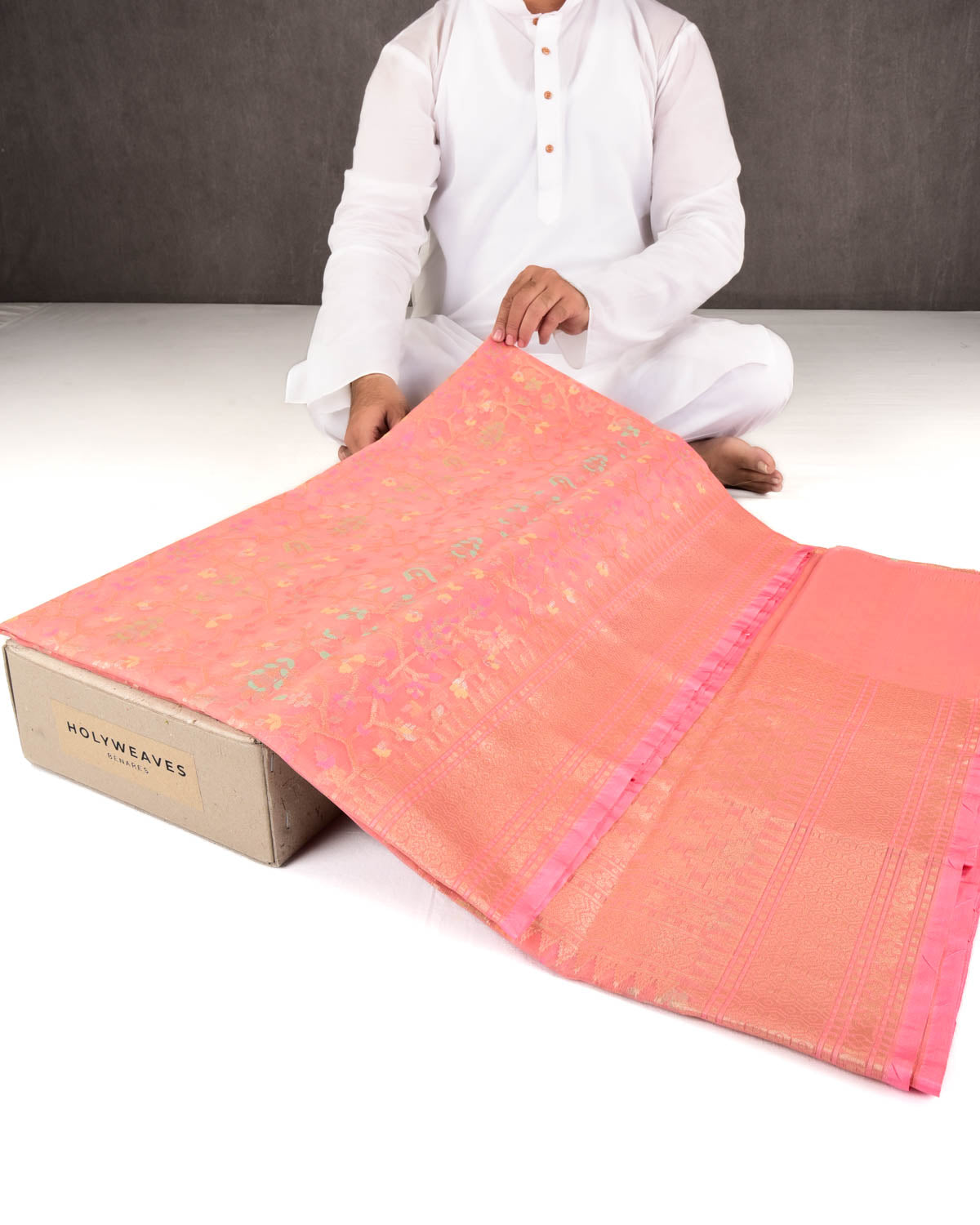 Salmon Pink Banarasi Gold Zari & Meenekari Paisley Jaal Cutwork Brocade Woven Art Kora Silk Saree-HolyWeaves