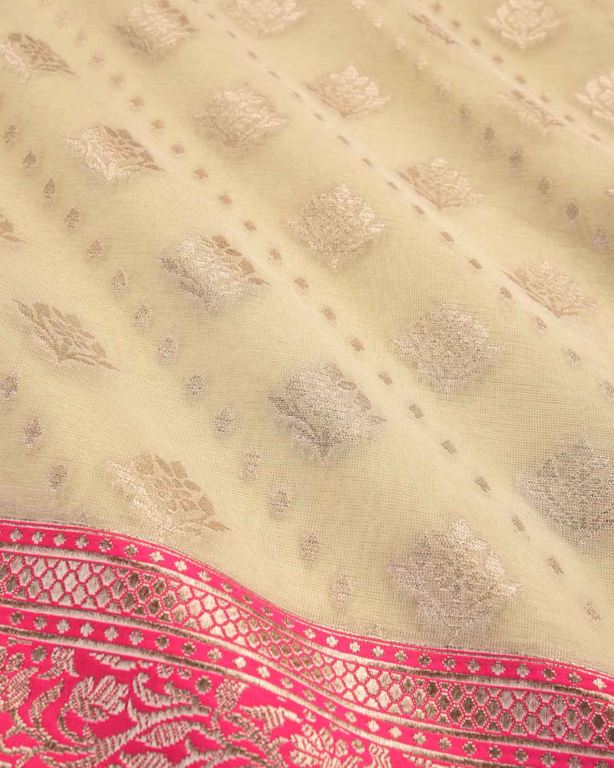 Metallic Cream Banarasi Gold Zari Buti Cutwork Brocade Woven Art Kora Tissue Saree with Contrast Pink Border Pallu-HolyWeaves