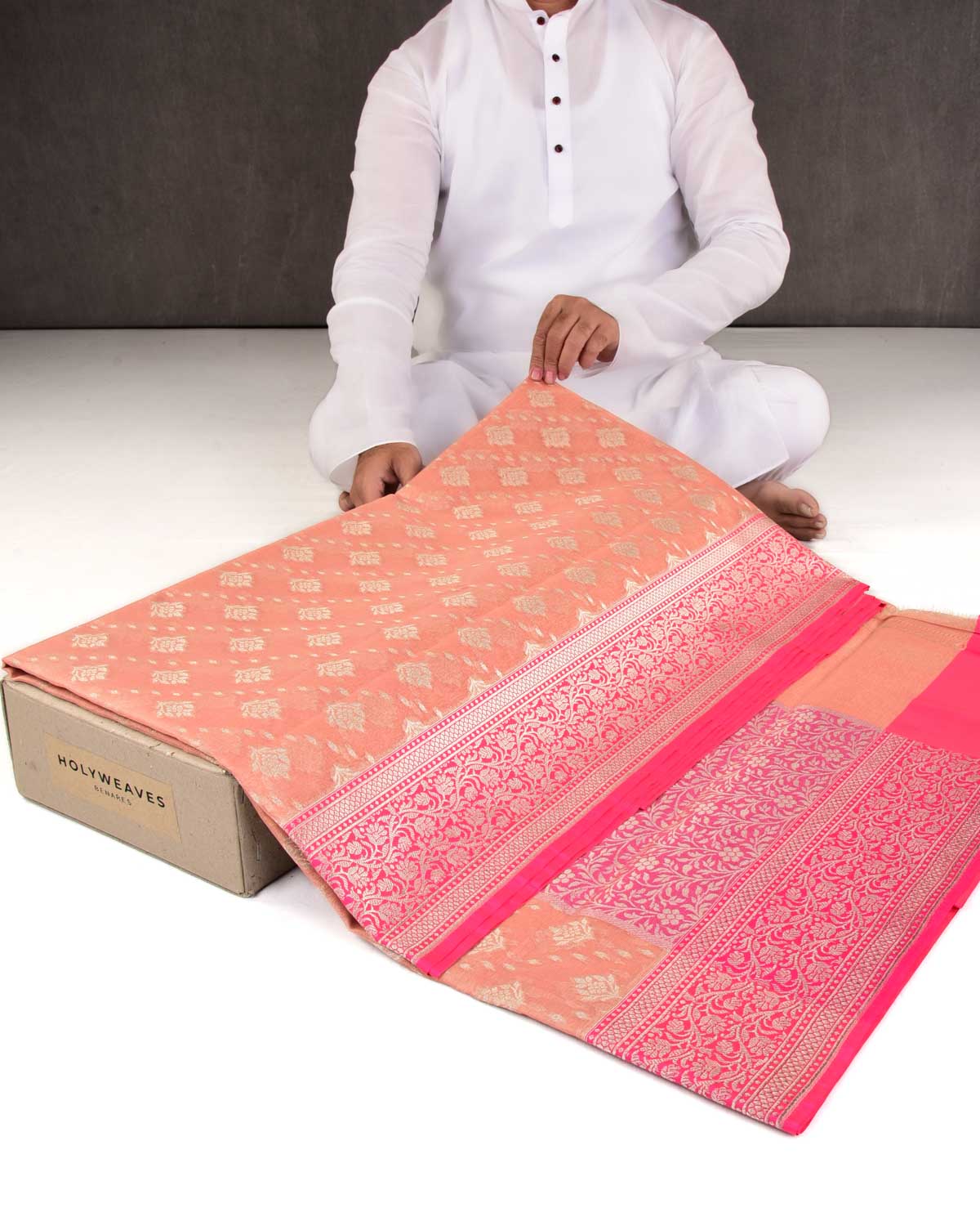 Metallic Peach Banarasi Gold Zari Buti Cutwork Brocade Woven Art Kora Tissue Saree with Contrast Pink Border Pallu-HolyWeaves