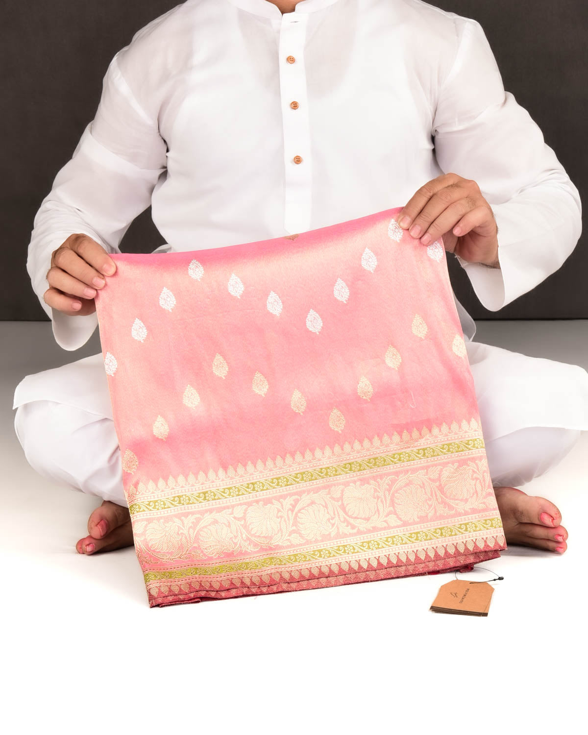 Metallic Pink Banarasi Sona Rupa Buti Chevron Kadhuan Brocade Handwoven Katan Tissue Saree-HolyWeaves