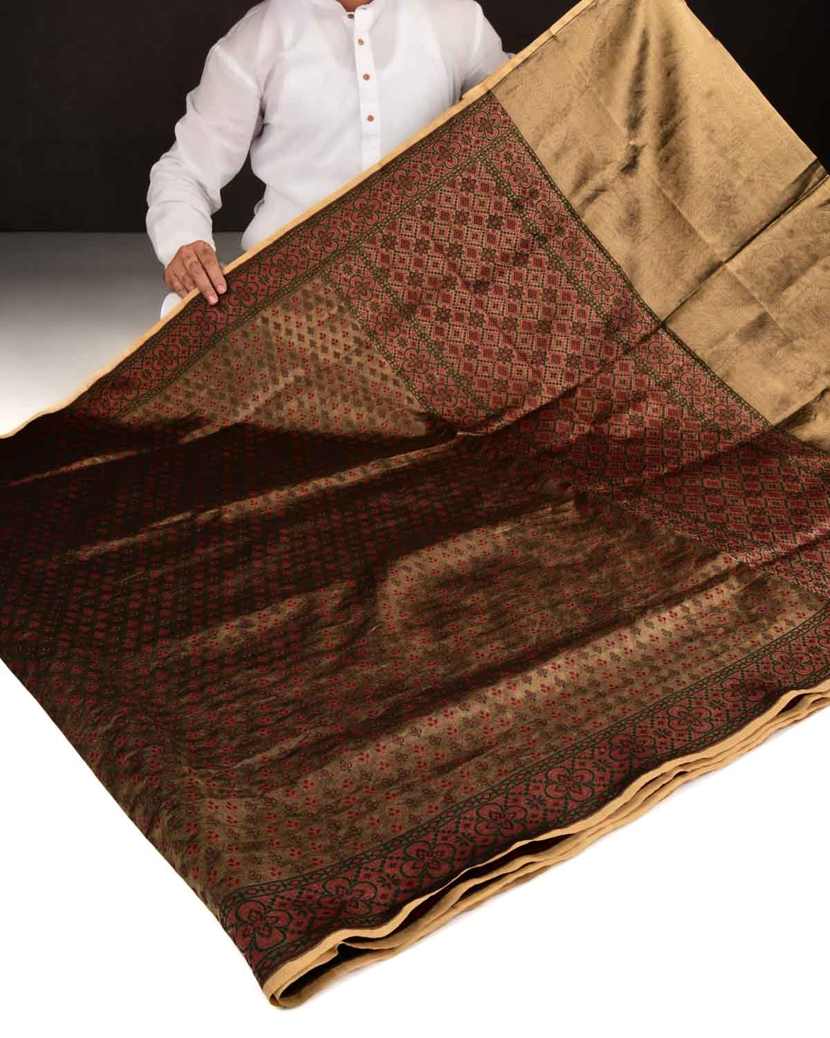 Metallic Black Banarasi Red & Black Butis Cutwork Brocade Woven Cotton Tissue Saree-HolyWeaves