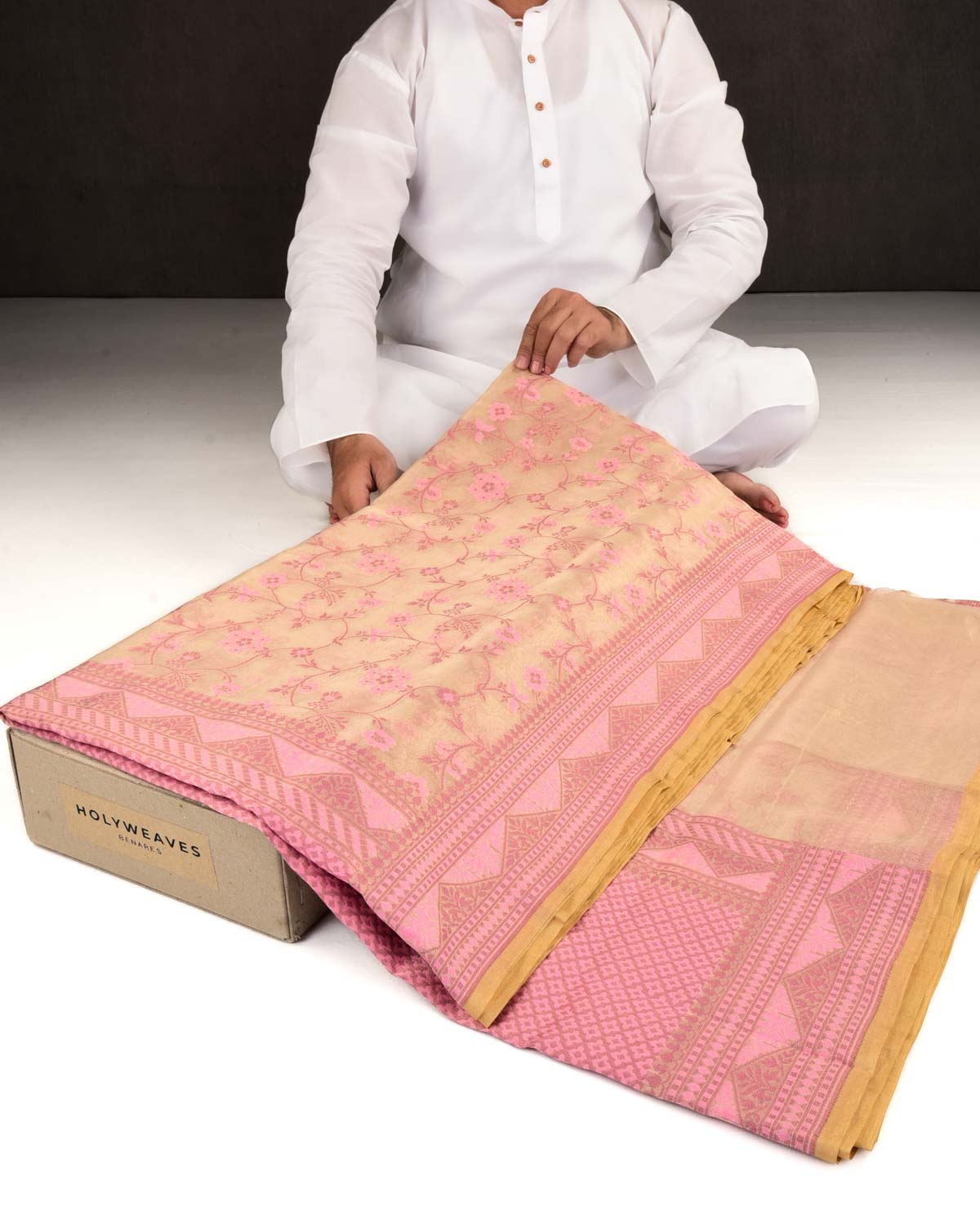Metallic Pink Banarasi Floral Jaal Cutwork Brocade Woven Cotton Tissue Saree-HolyWeaves