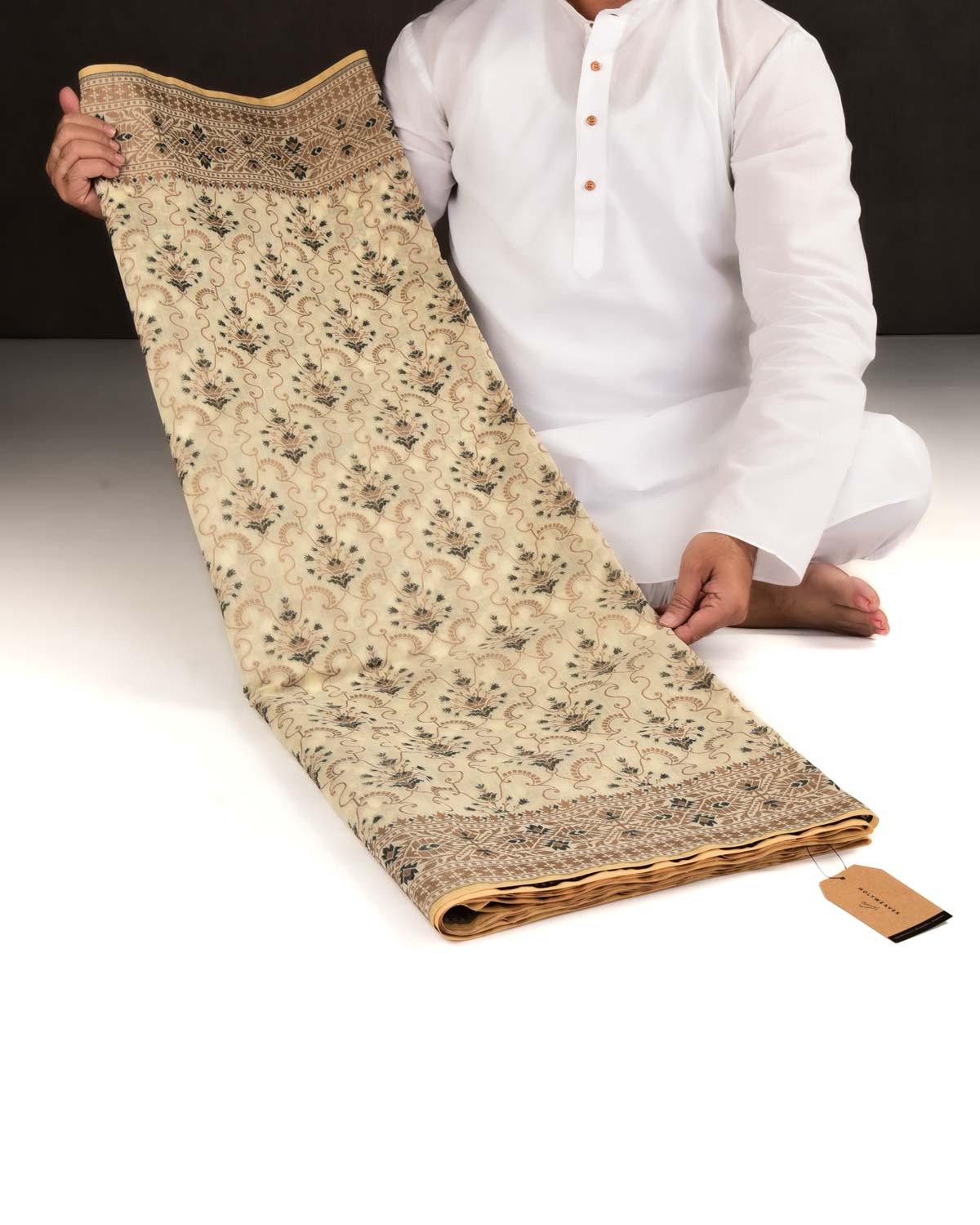Beige Banarasi Resham Jamdani Cutwork Brocade Woven Art Cotton Silk Saree-HolyWeaves