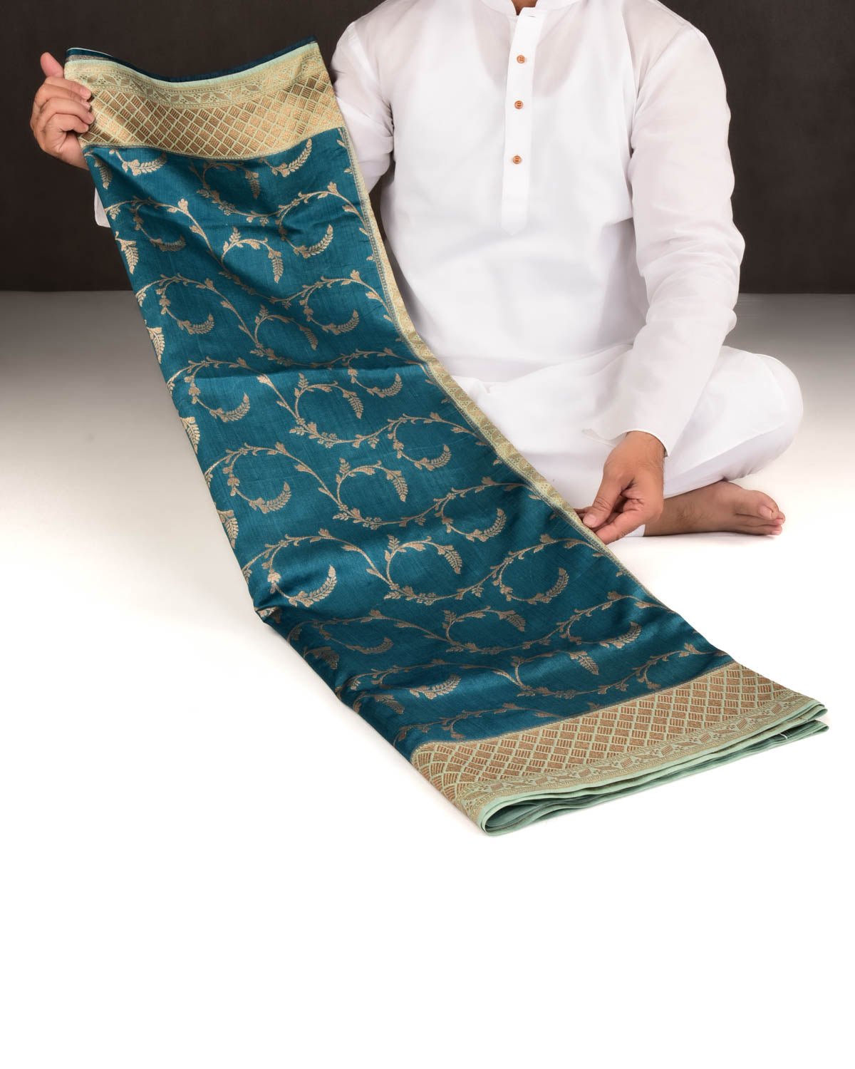 Teal Blue Banarasi Gold Zari Circular Jaal Cutwork Brocade Woven Spun Silk Saree with Contrast Border Pallu-HolyWeaves