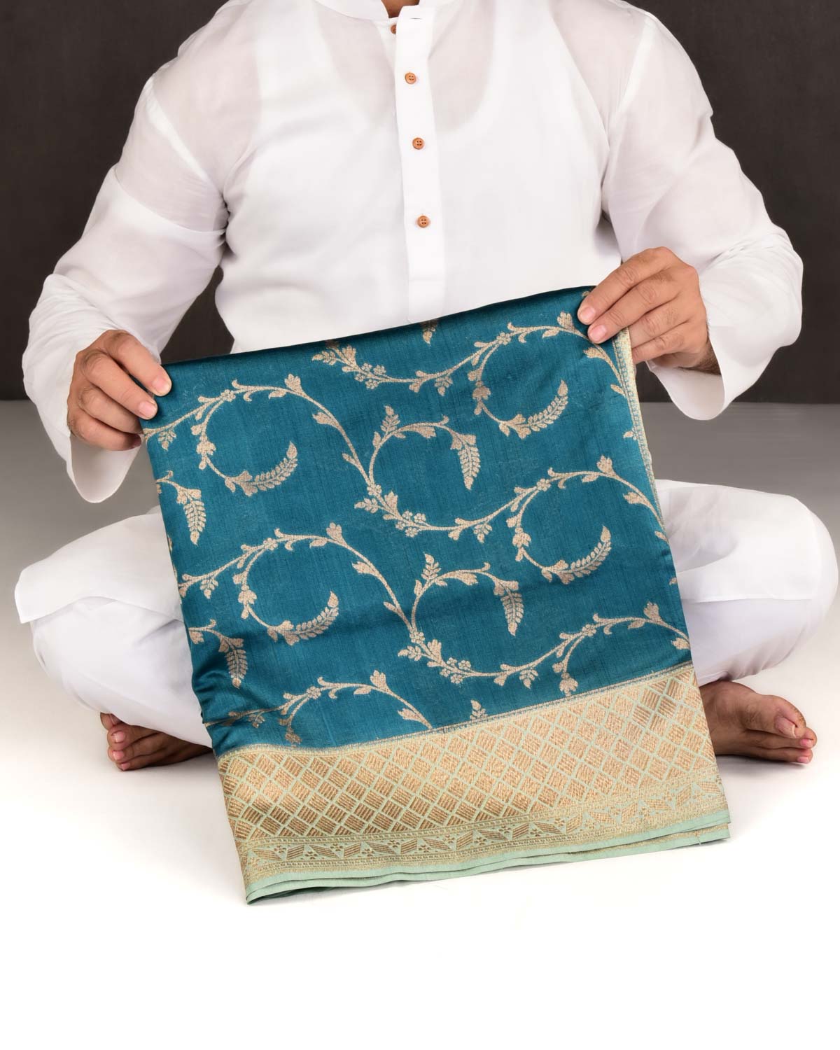 Teal Blue Banarasi Gold Zari Circular Jaal Cutwork Brocade Woven Spun Silk Saree with Contrast Border Pallu-HolyWeaves