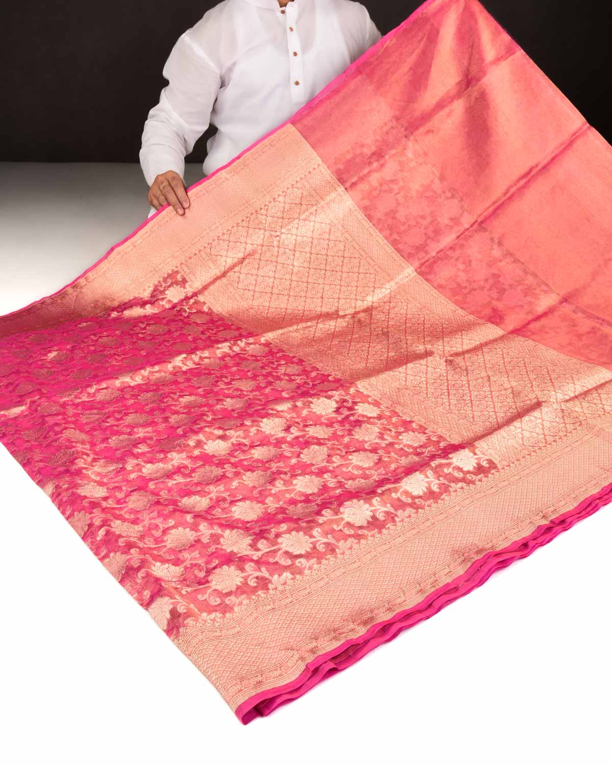 Metallic Pink Banarasi Gold Zari Floral Jaal Cutwork Brocade Handwoven Kora Tissue Saree-HolyWeaves