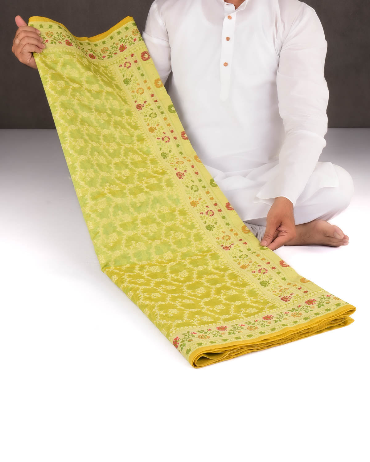 Green Banarasi Resham Jaal Cutwork Brocade Woven Cotton Silk Saree with Meenekari Border Pallu-HolyWeaves
