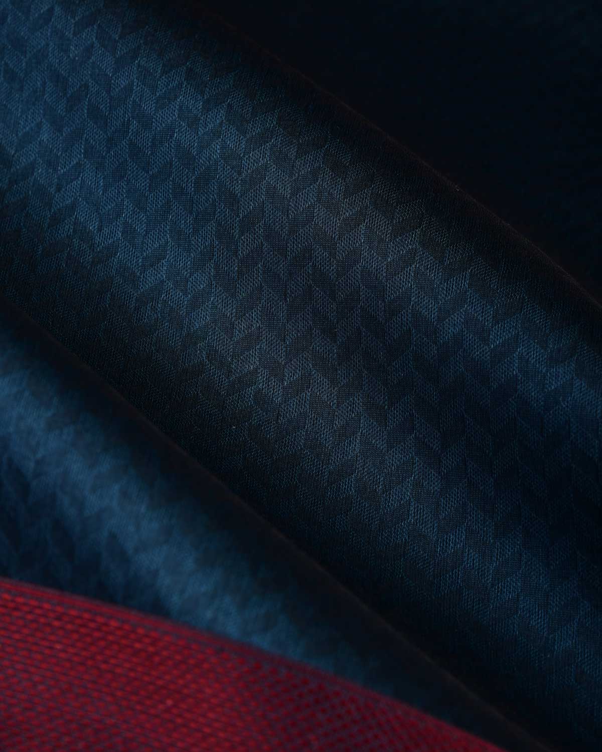 Prussian Blue Herringbone WATERMARK Tanchoi Handwoven Kora Silk Banarasi Saree with Maroon Border Pallu-HolyWeaves