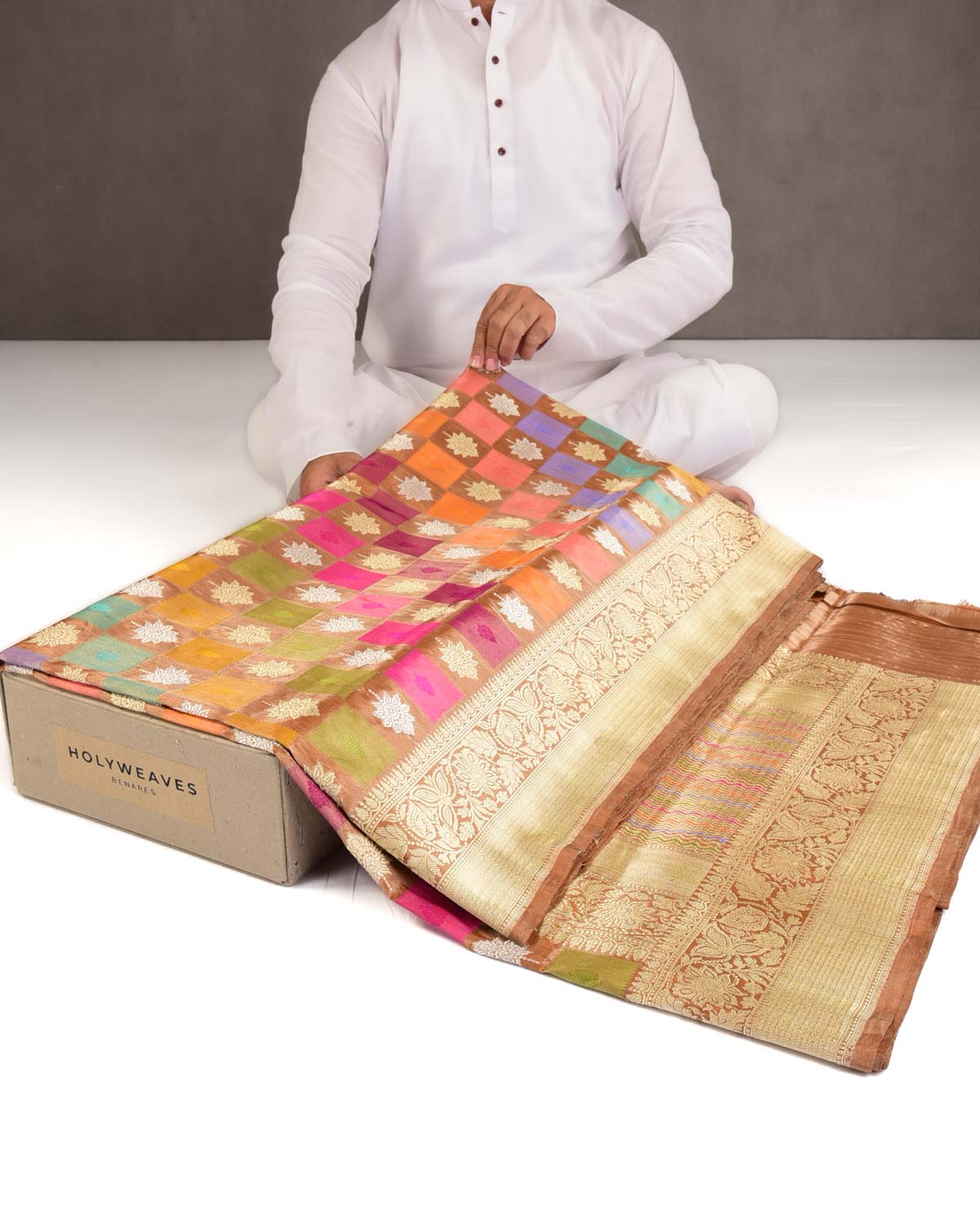 Metallic Brown Chequered Butis Kadhuan Brocade Handwoven Katan Tissue Banarasi Saree-HolyWeaves