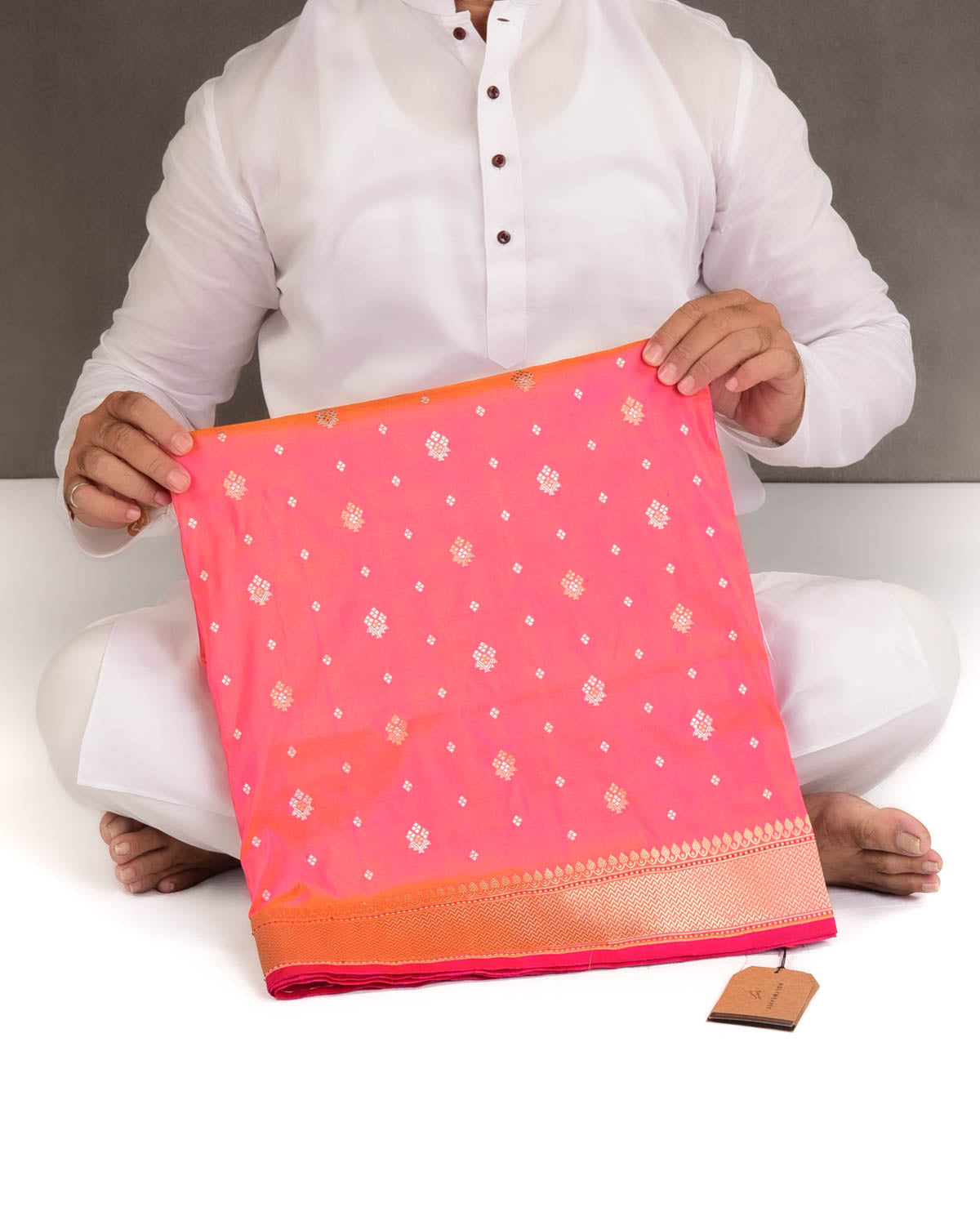 Shot Peach Gold & Silver Zari Bachcha Buti Kadhuan Brocade Handwoven Katan Silk Banarasi Saree-HolyWeaves