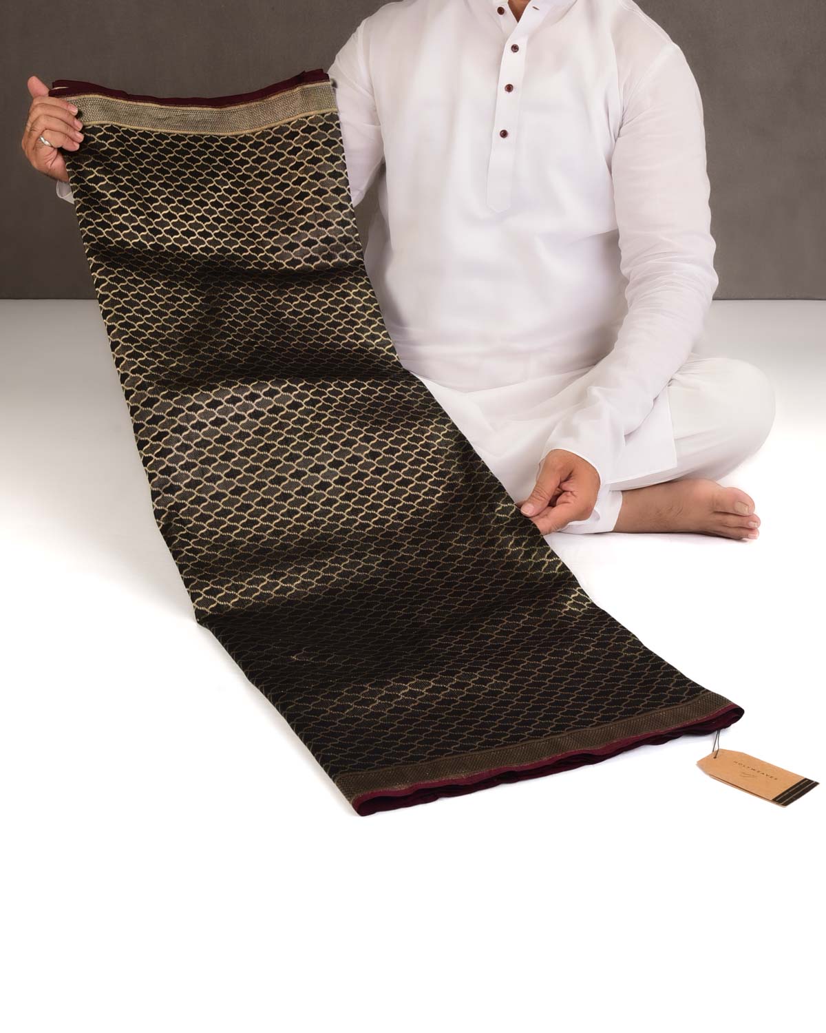 Metallic Black Moroccon Grids Brocade Handwoven Katan Silk Banarasi Saree-HolyWeaves