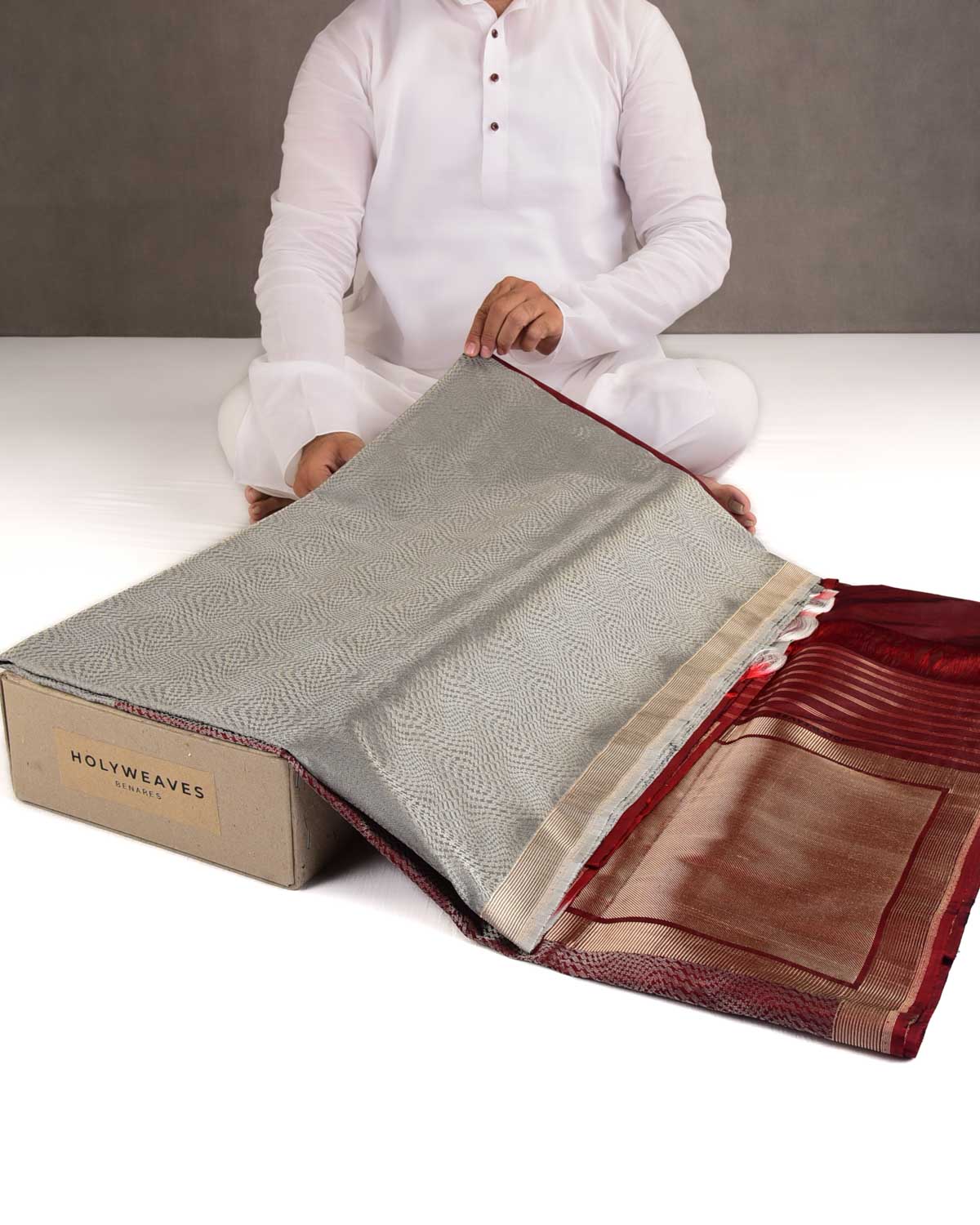 Dual-Tone Gray Maroon Silver Zari Houndstooth Cyclone Kadhuan Brocade Handwoven Katan Silk Banarasi Saree-HolyWeaves