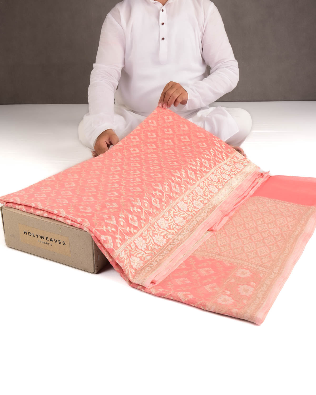 Peach Gold Zari & Resham Cutwork Brocade Woven Art Cotton Silk Banarasi Saree-HolyWeaves