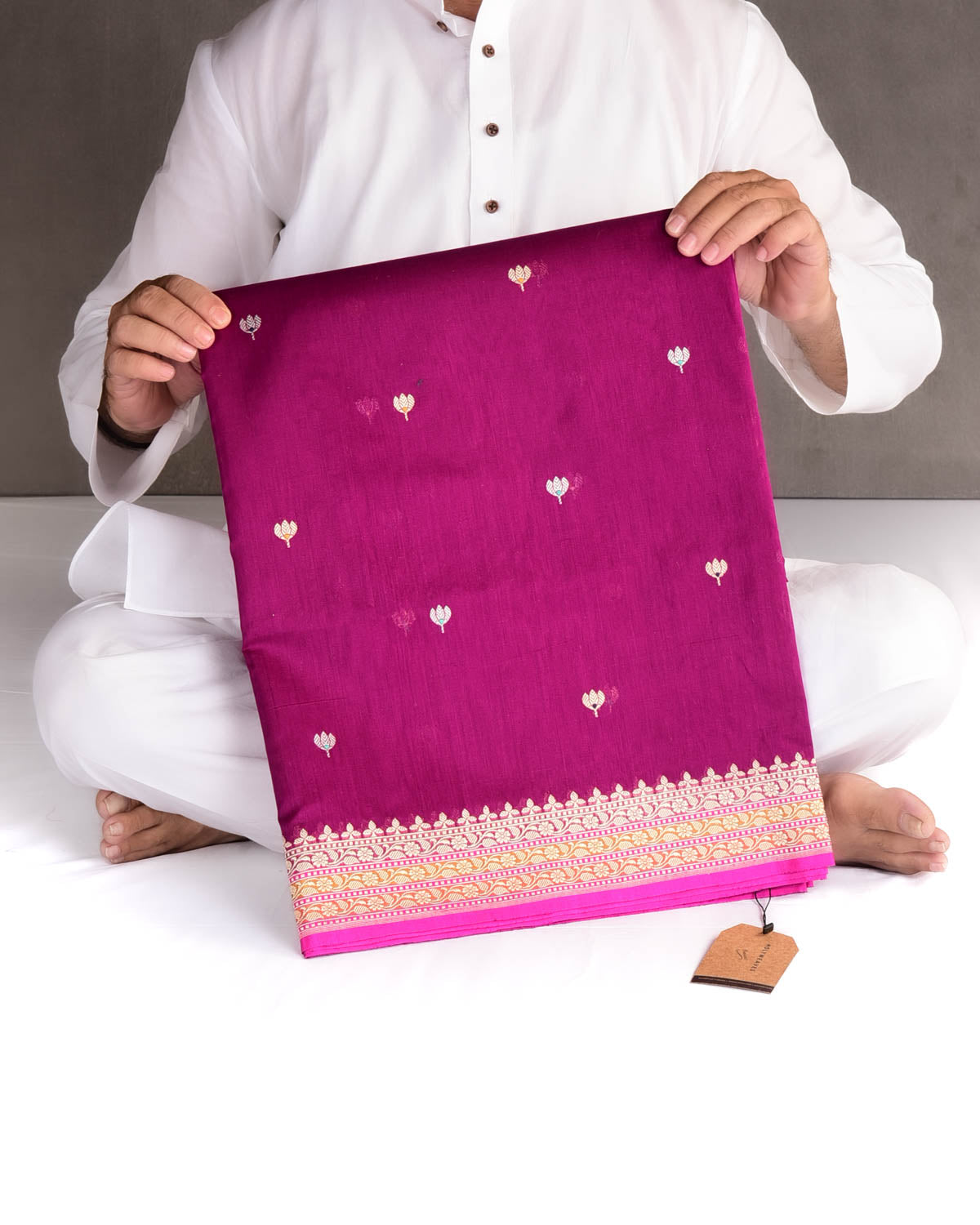 Magenta Gold Zari & Resham Buti Kadhuan Brocade Handwoven Cotton Silk Banarasi Saree