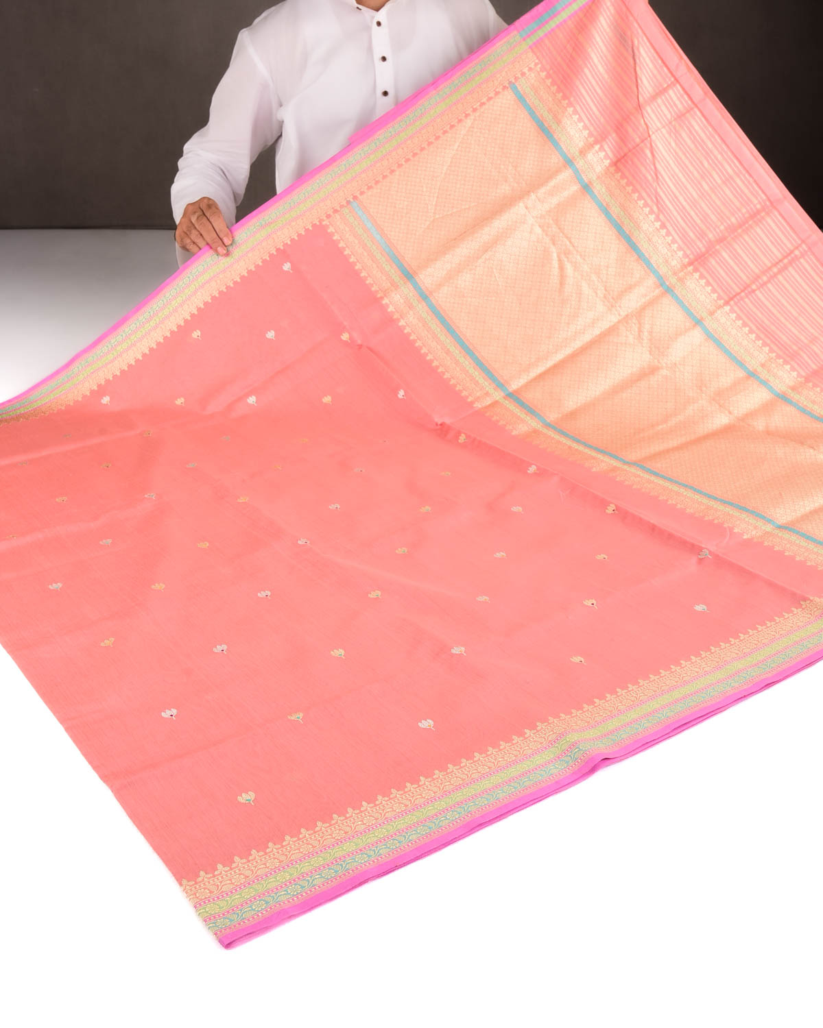 Peach Gold & Silver Zari & Resham Kamal Buti Kadhuan Brocade Handwoven Cotton Silk Banarasi Saree