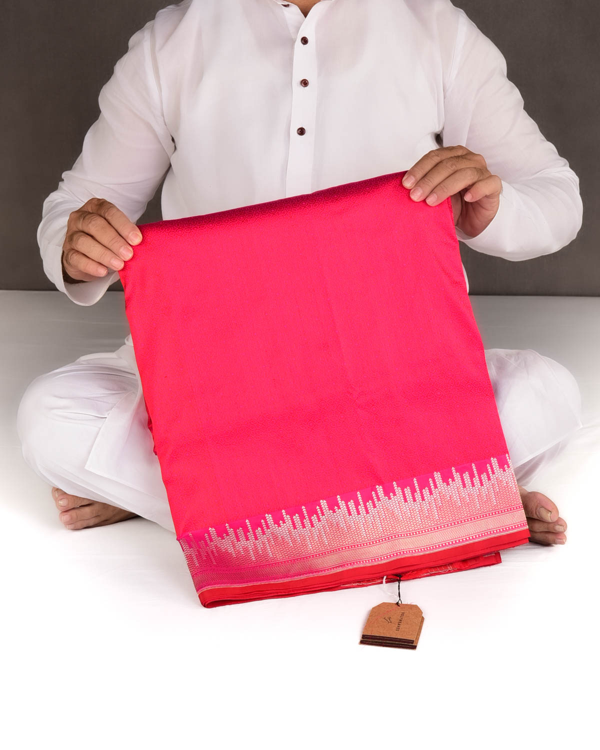 Shot Red-Pink Gold & Silver Zari Tanchoi Kadhuan Brocade Handwoven Katan Silk Banarasi Saree-HolyWeaves