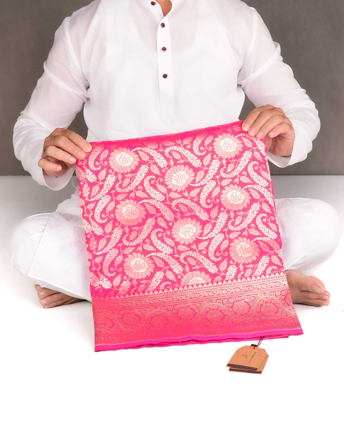 Shot Red-Pink Dual Tone Gold Zari Floral Jaal Cutwork Brocade Handwoven Katan Silk Banarasi Saree-HolyWeaves