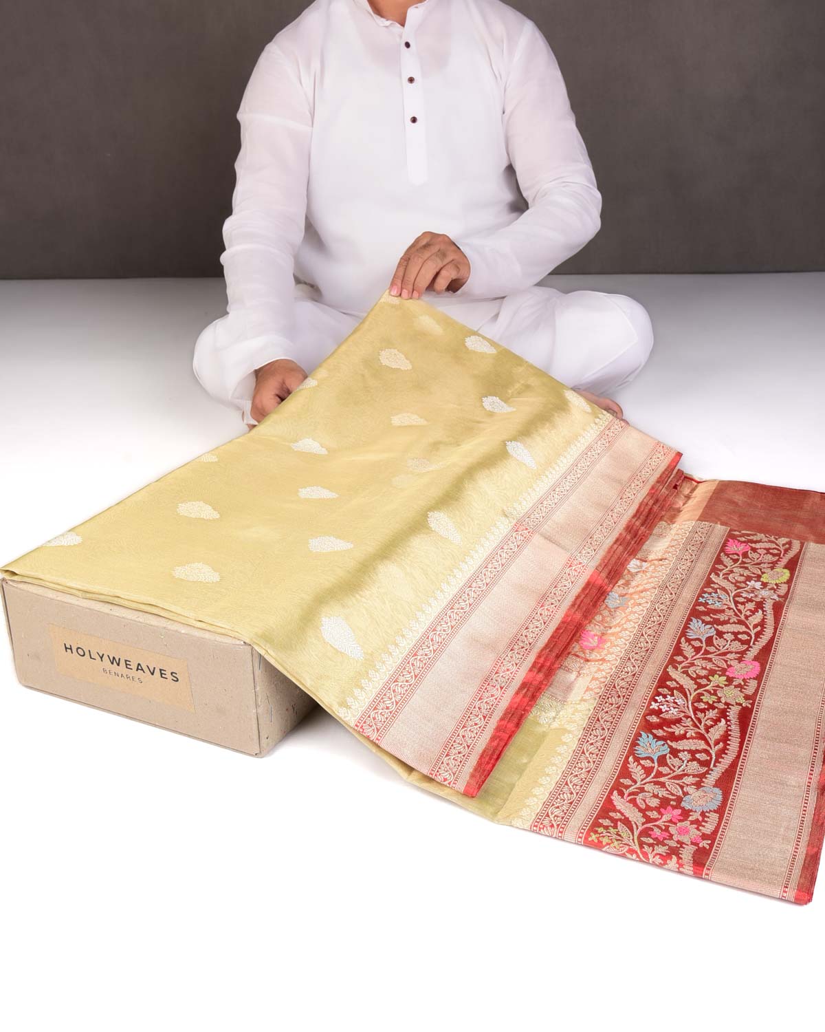 Metallic Golden Green Zari Buta Kadhuan Brocade Handwoven Kora Tissue Banarasi Saree with Satin Meenekari Border Pallu-HolyWeaves