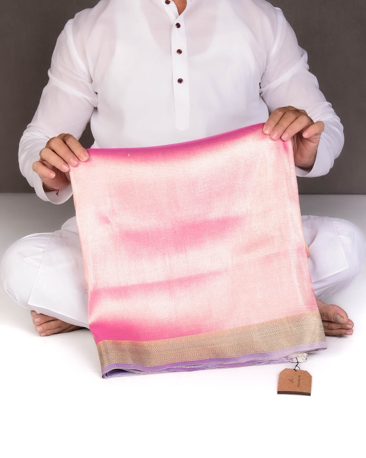 Ombre Metallic Pink-Orange Brocade Woven Katan Tissue Banarasi Saree with Contrast Border Pallu-HolyWeaves