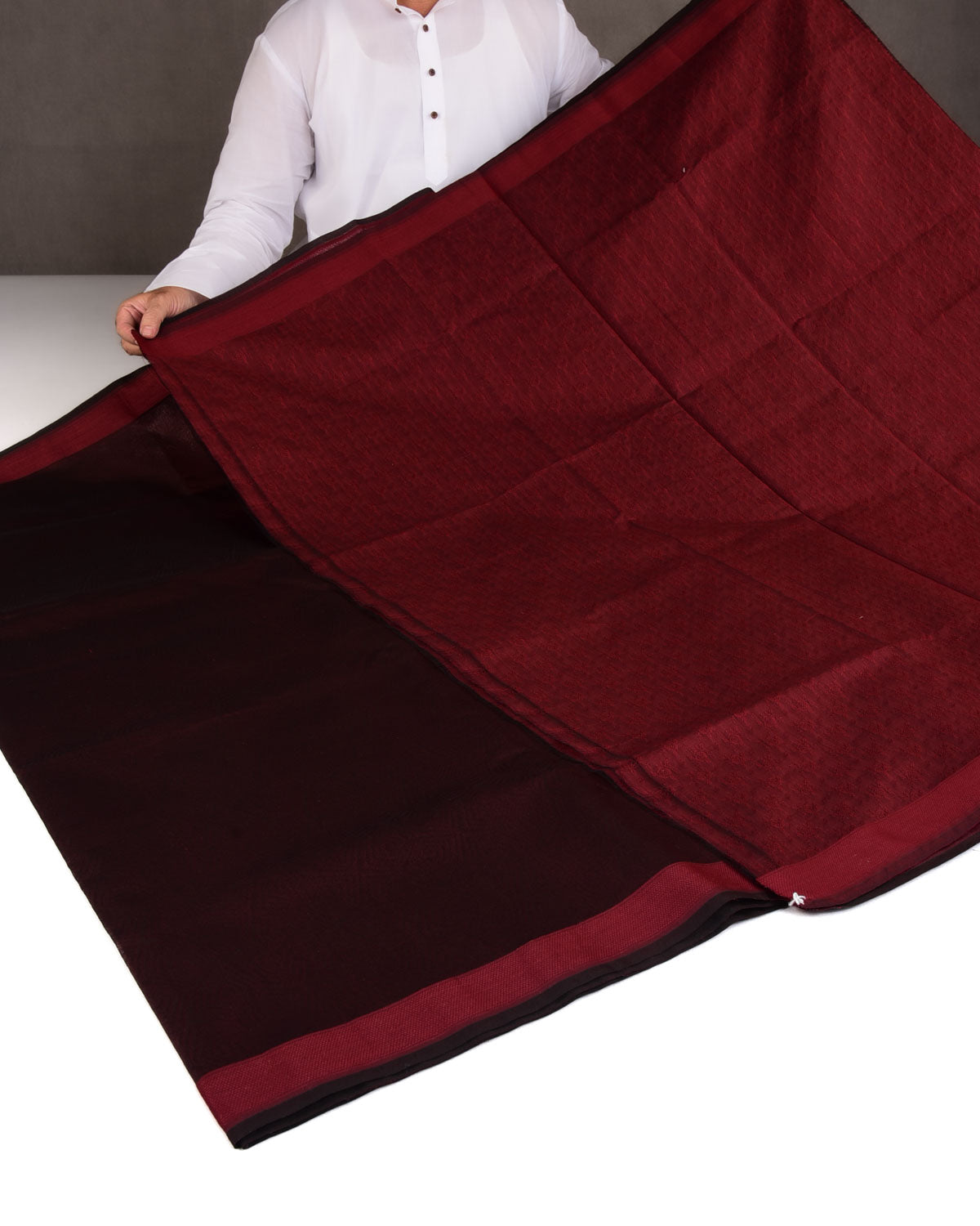 Sangria Maroon WATERMARK Illusion Honeycomb Handwoven Handwoven Kora Silk Banarasi Saree-HolyWeaves