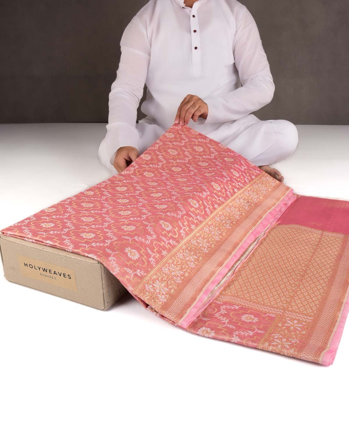 Metallic Pink Zari & Resham Jangla Cutwork Brocade Woven Art Cotton Tissue Banarasi Saree-HolyWeaves