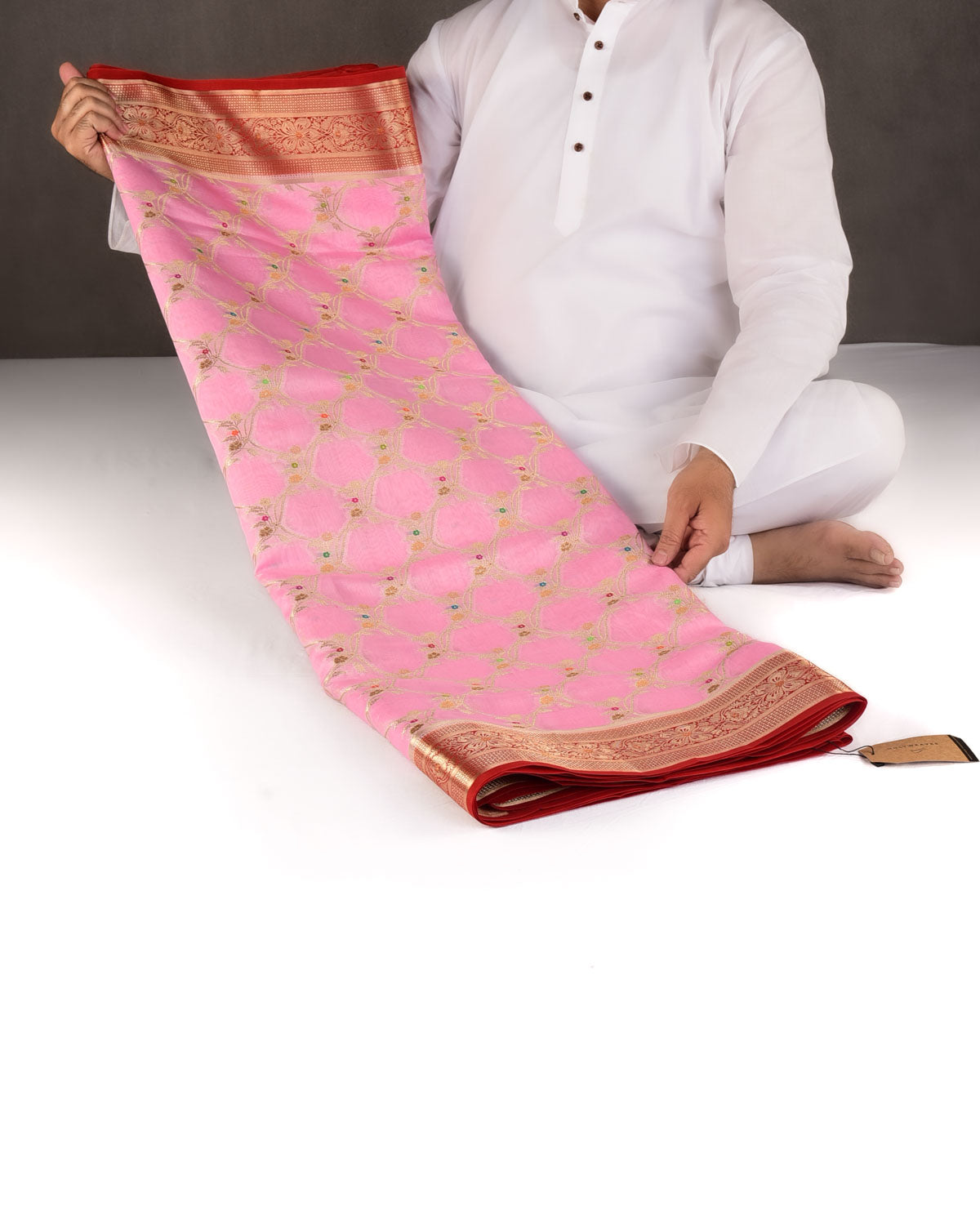 Pink Gold Zari & Meenekari Jaal Cutwork Brocade Woven Spun Silk Banarasi Saree with Red Border Pallu-HolyWeaves