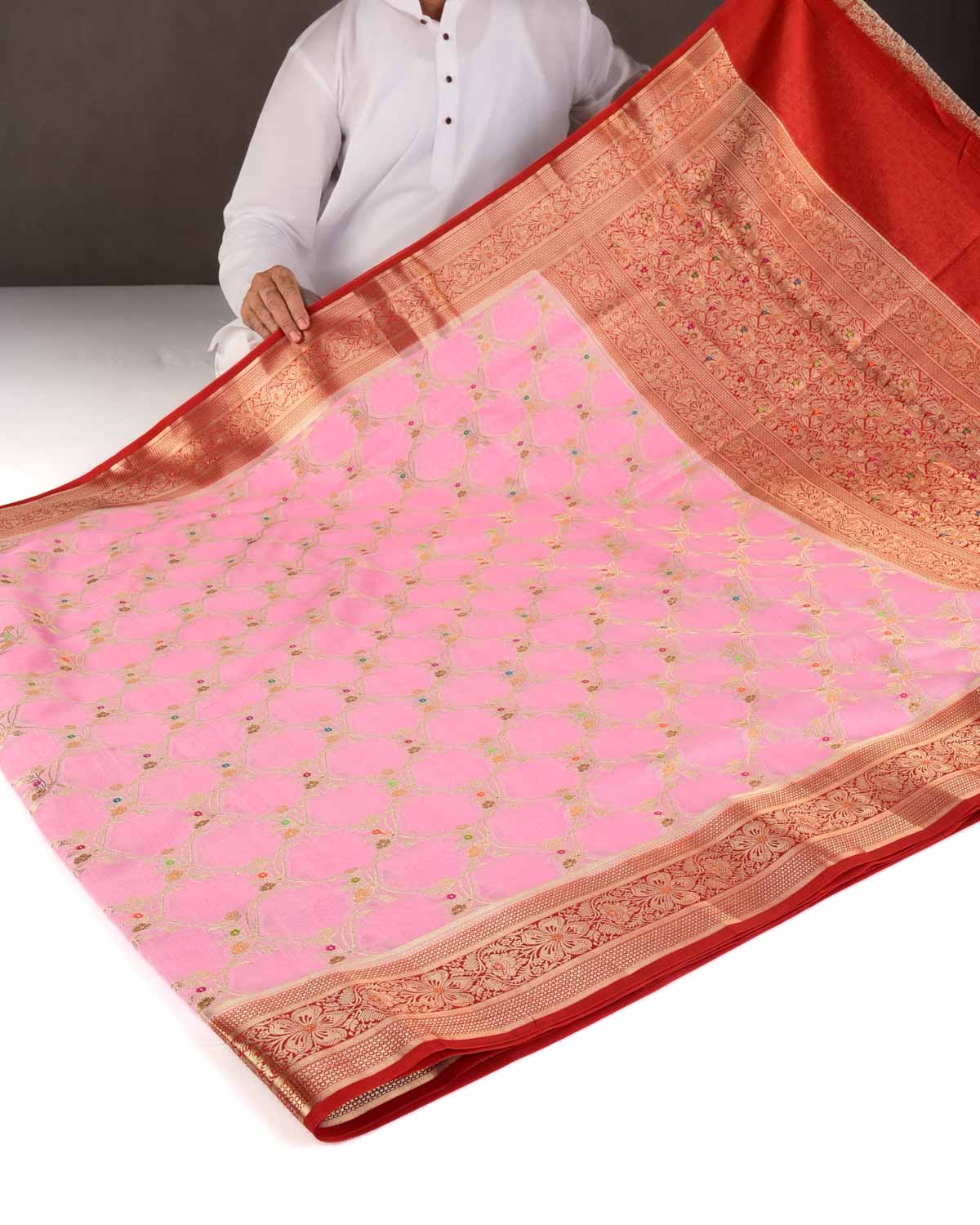 Pink Gold Zari & Meenekari Jaal Cutwork Brocade Woven Spun Silk Banarasi Saree with Red Border Pallu-HolyWeaves