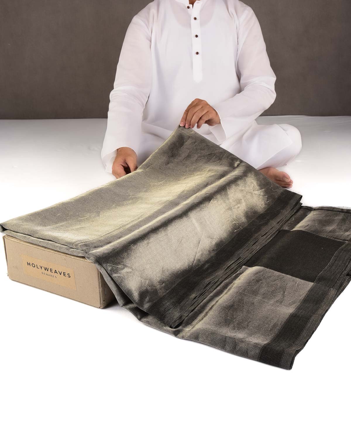 Metallic Silver WATERMARK Abstract Geometry Brocade Handwoven Kora Tissue Banarasi Saree-HolyWeaves