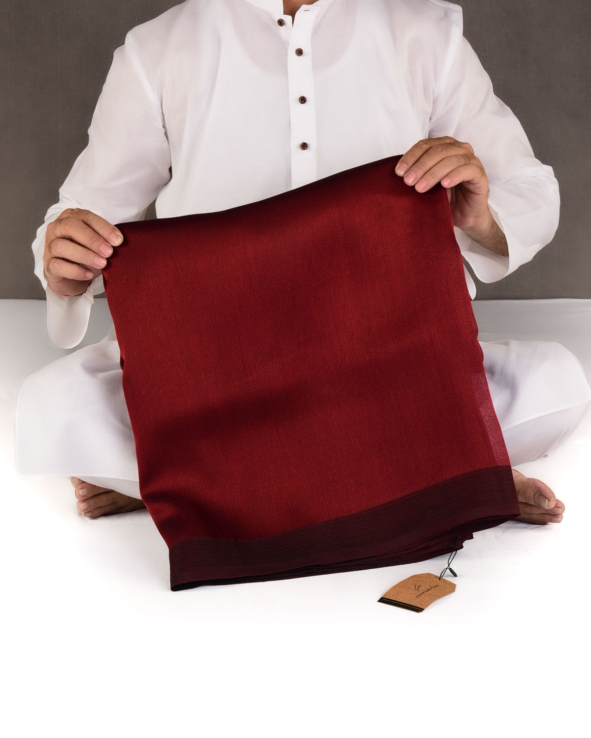 Maroon WATERMARK Abstract Geometry Tanchoi Handwoven Kora Silk Banarasi Saree-HolyWeaves