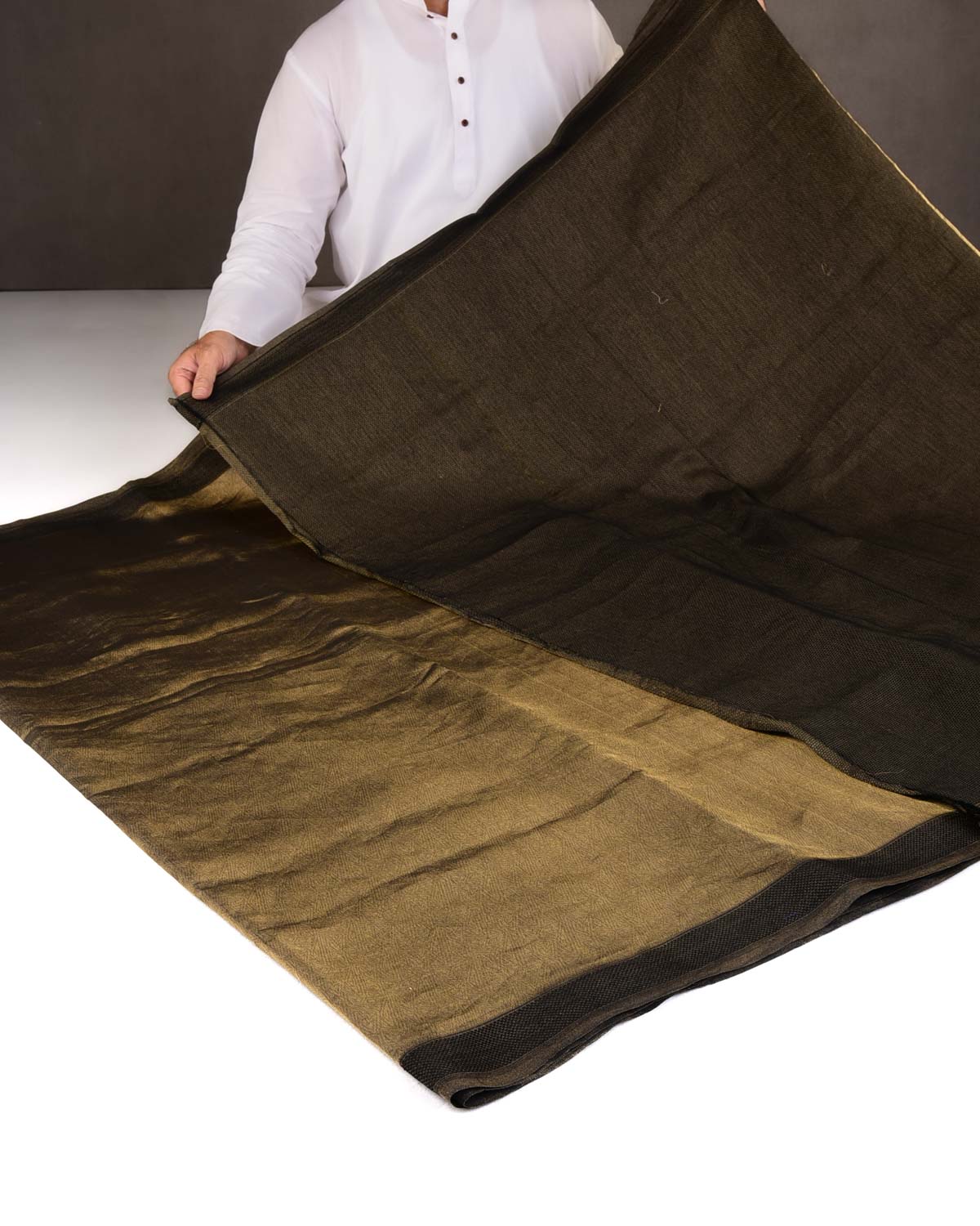 Metallic Antique Gold WATERMARK Abstract Geometry Brocade Handwoven Kora Tissue Banarasi Saree-HolyWeaves