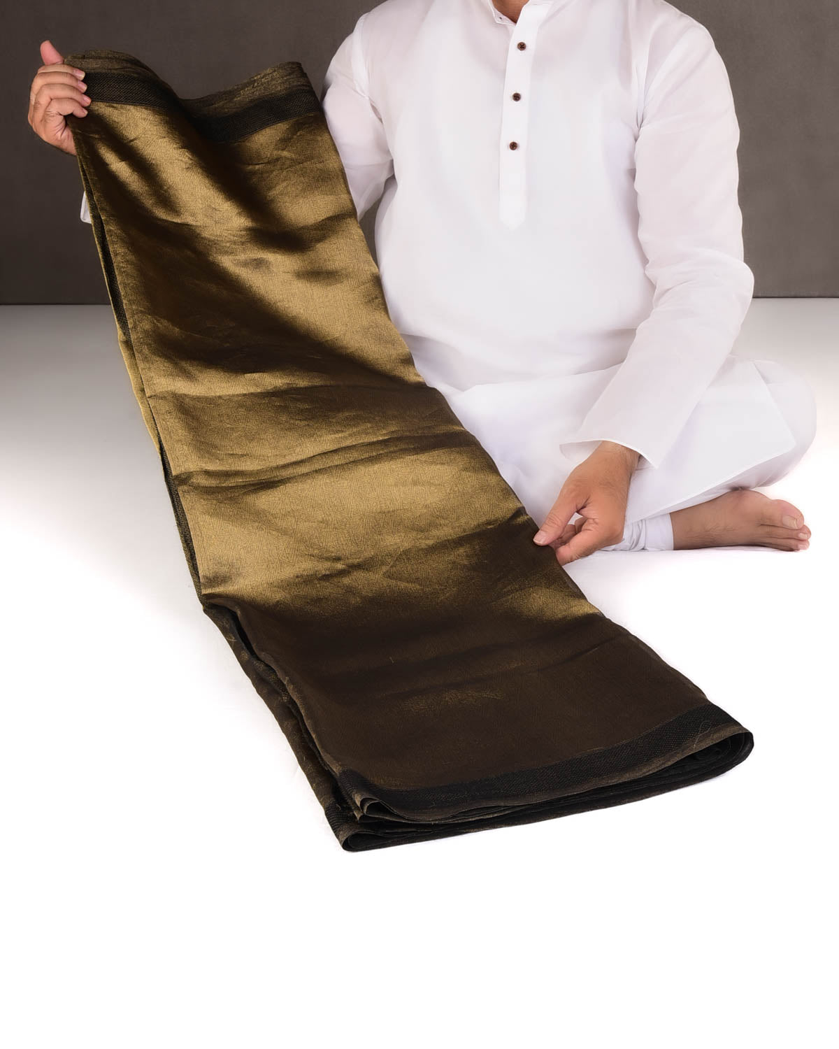 Metallic Antique Gold WATERMARK Abstract Geometry Brocade Handwoven Kora Tissue Banarasi Saree-HolyWeaves