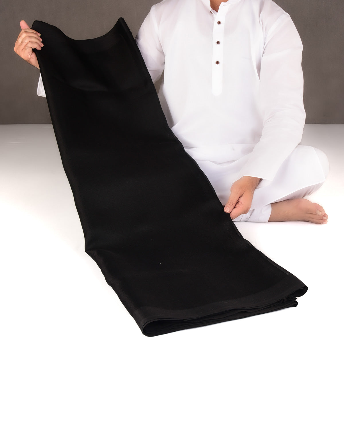 Black WATERMARK Spider Web Tanchoi Handwoven Kora Silk Banarasi Saree-HolyWeaves