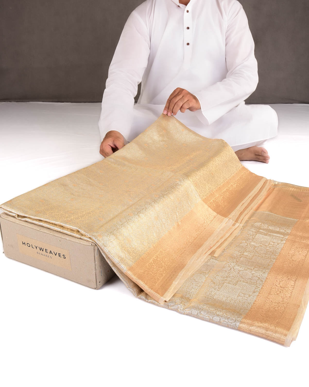 Metallic Gold Zari Kaleidoscopic Brocade Woven Kora Tissue Banarasi Saree
