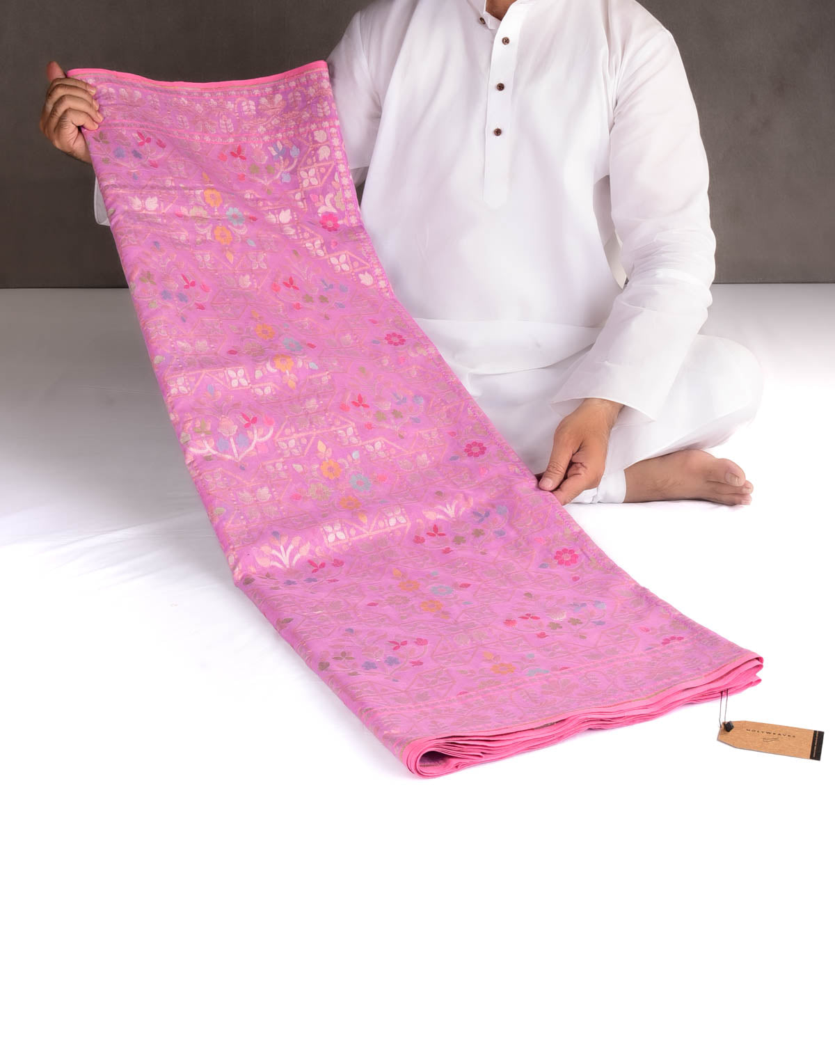 Mauve Padmambari Resham And Zari Jamdani Ektara Cutwork Brocade Handwoven Cotton Banarasi Saree