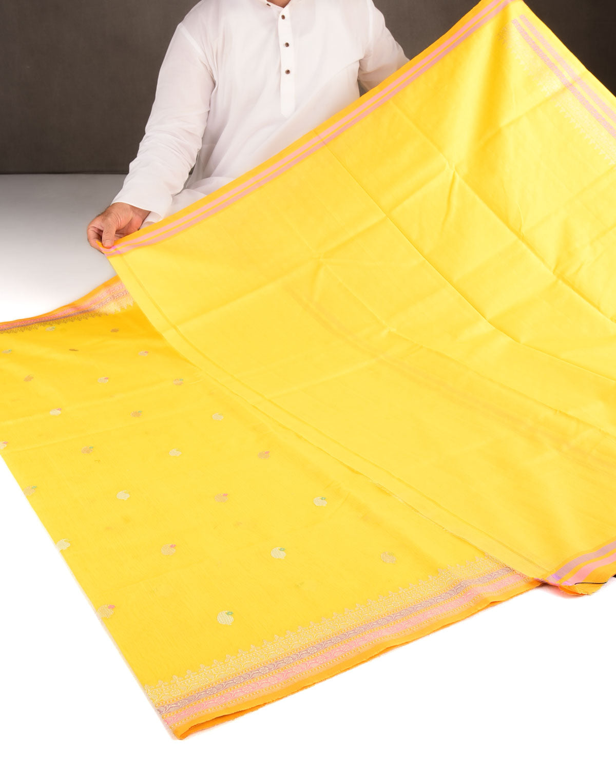 Tuscany Yellow Gold & Silver Zari & Resham Kairy Buti Kadhuan Brocade Handwoven Cotton Silk Banarasi Saree