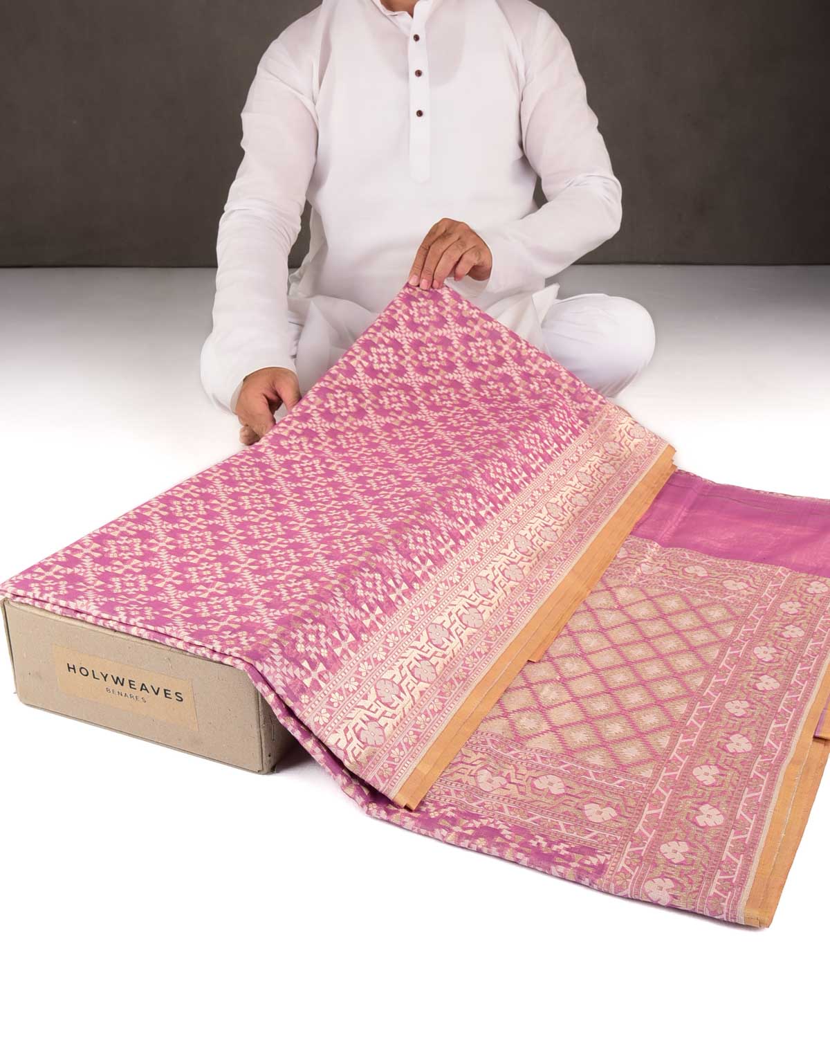 Wisteria Mauve Gold Zari & Resham Patola Cutwork Brocade Woven Cotton Silk Banarasi Saree