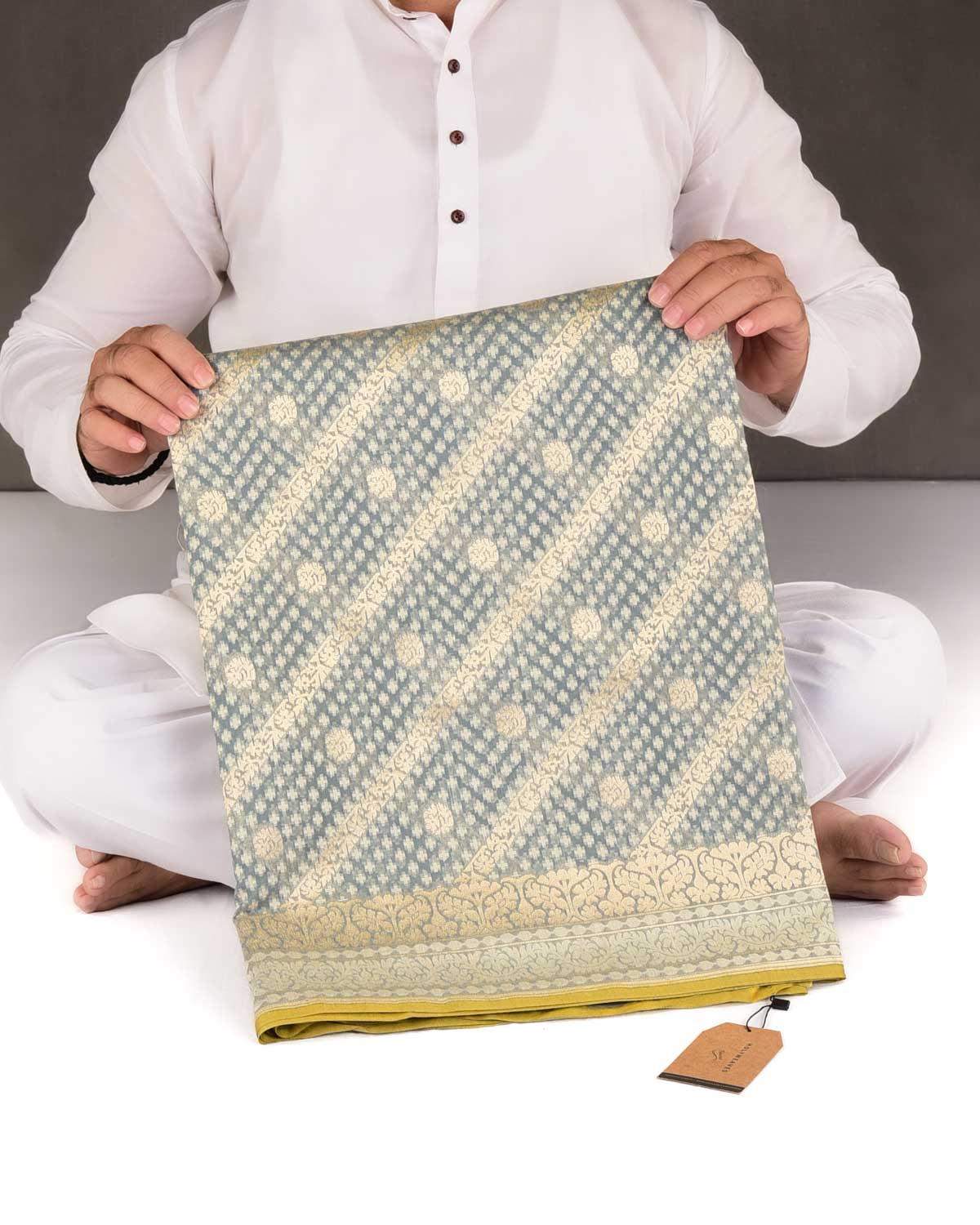 Gray Gold Zari & Resham Aada Jaal Cutwork Brocade Woven Cotton Silk Banarasi Saree