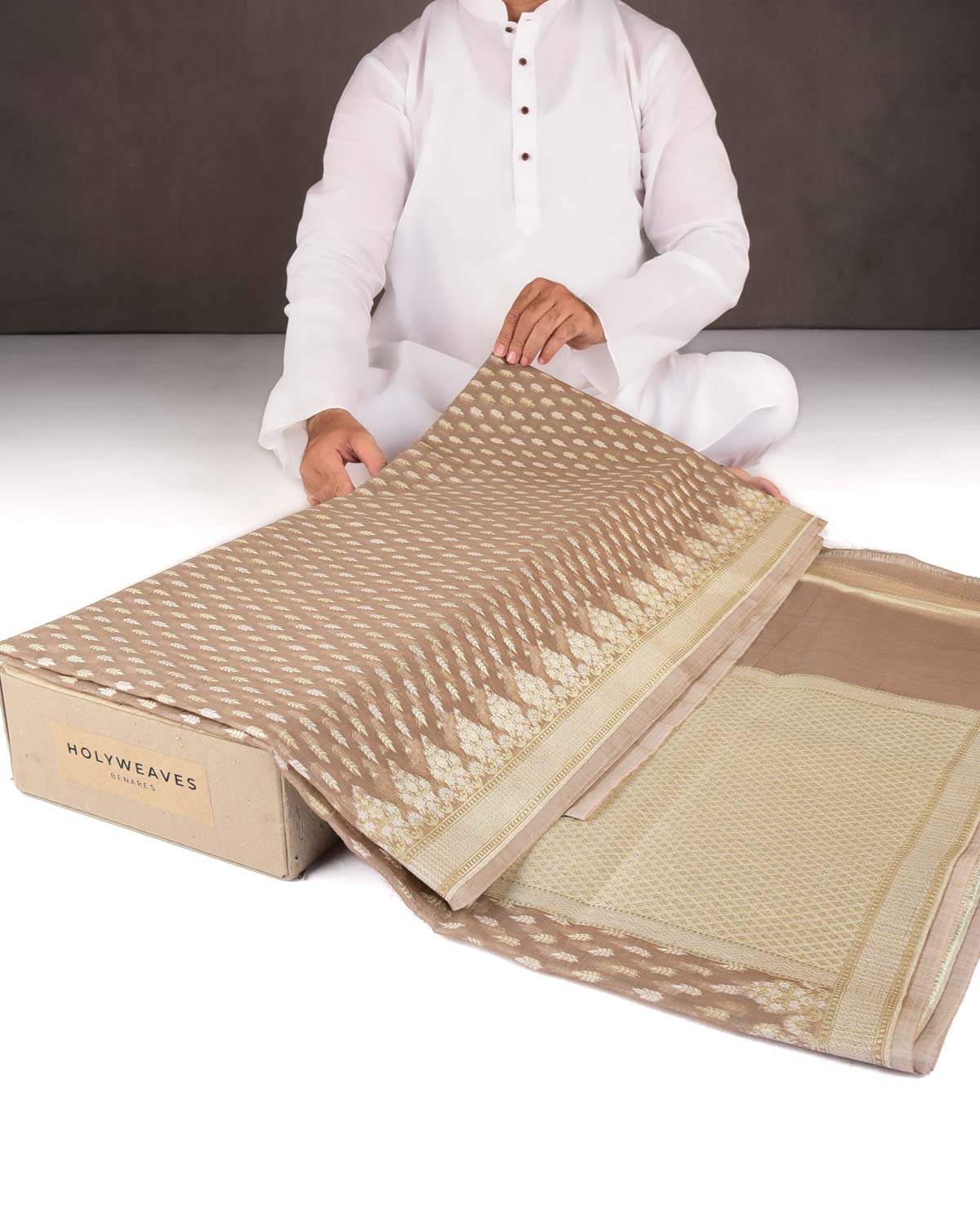 Brown Zari & Resham Buti Cutwork Brocade Woven Art Cotton Silk Banarasi Saree