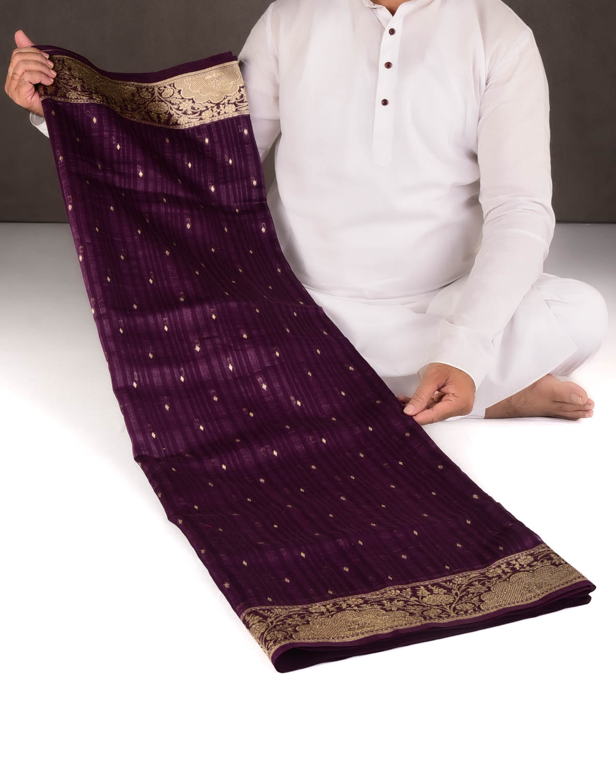 Variegated Purple Gold Zari Diamond Buti Cutwork Brocade Woven Cotton Silk Banarasi Saree