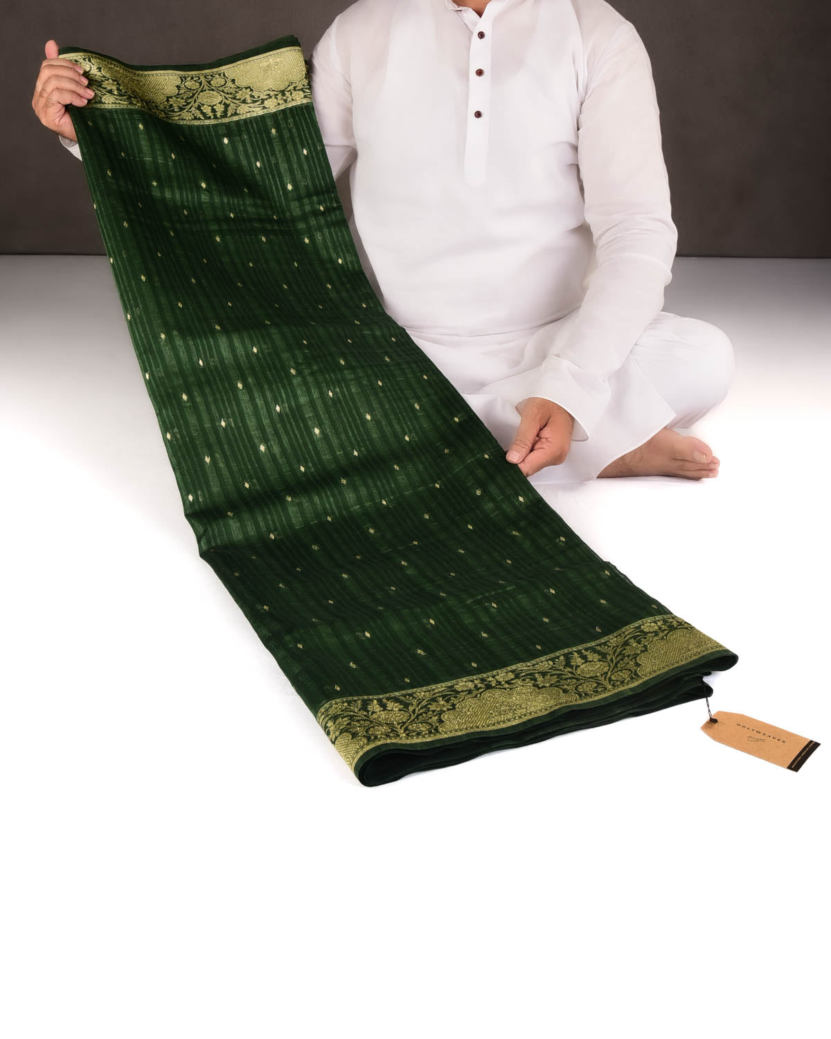 Variegated Green Gold Zari Diamond Buti Cutwork Brocade Woven Cotton Silk Banarasi Saree-HolyWeaves