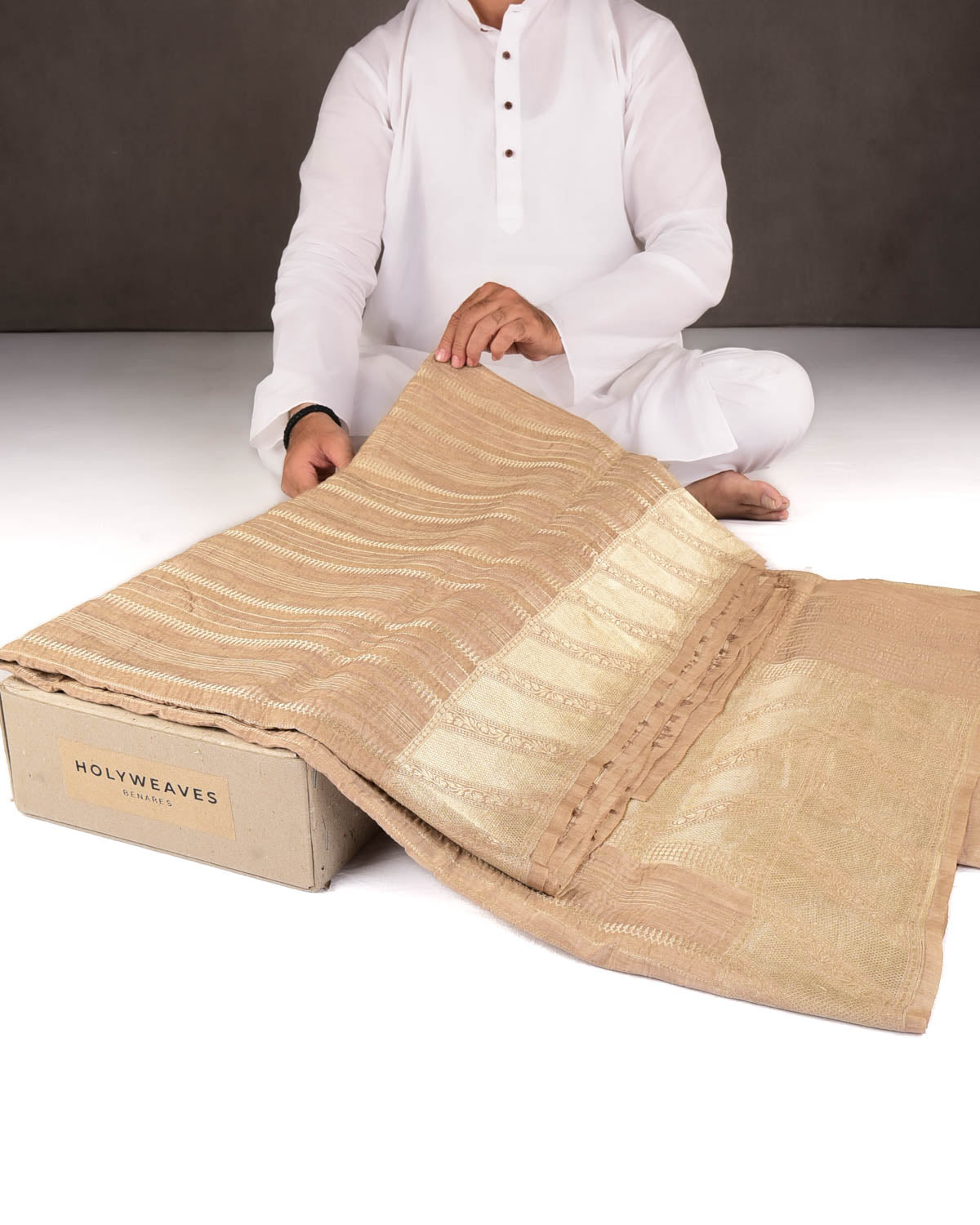 Beige Gold Zari Crush Texture Brocade Woven Linen Silk Banarasi Saree-HolyWeaves
