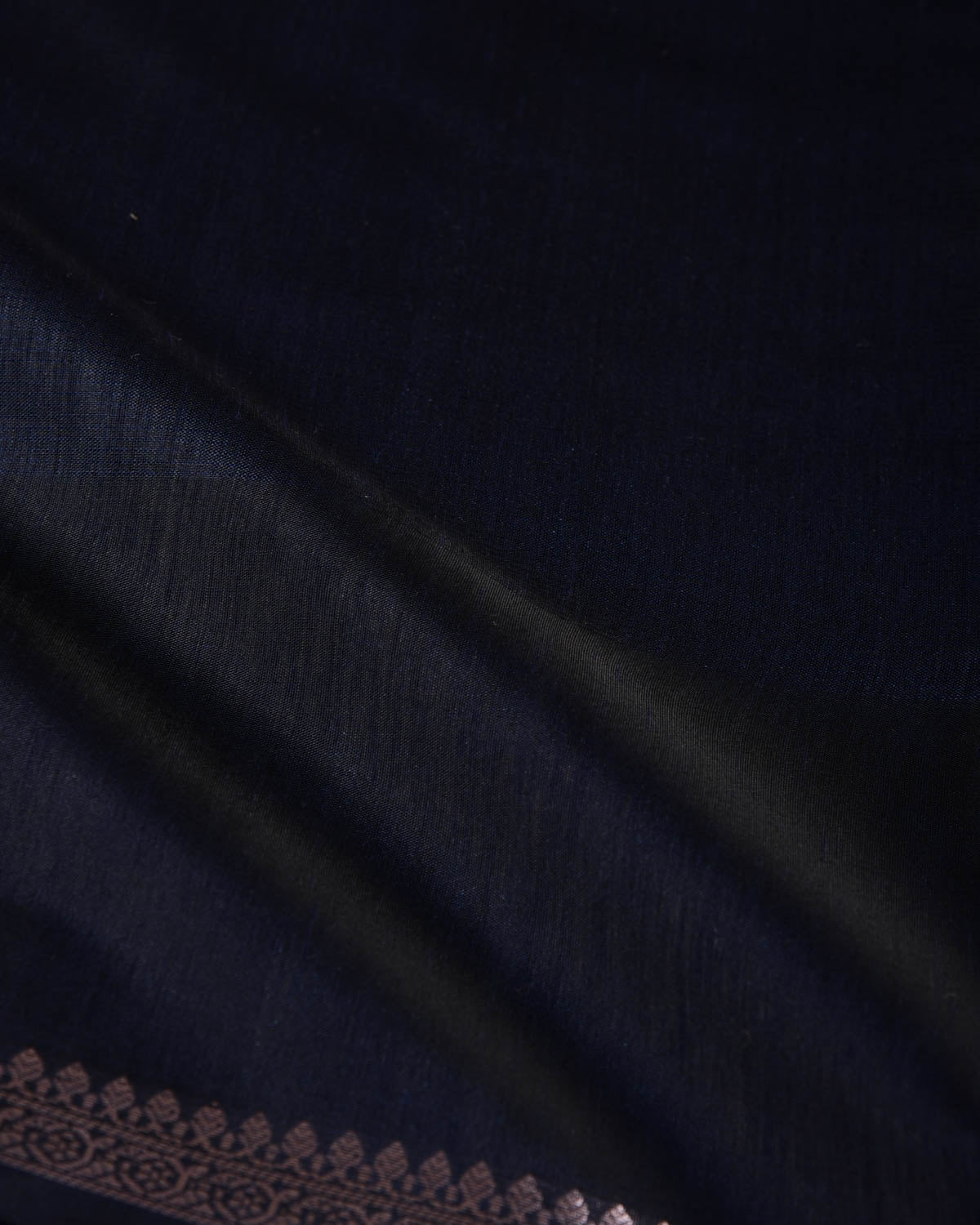 Textured Navy Blue Gold Zari Border Pallu Cutwork Brocade Woven Poly Dupion Banarasi Saree