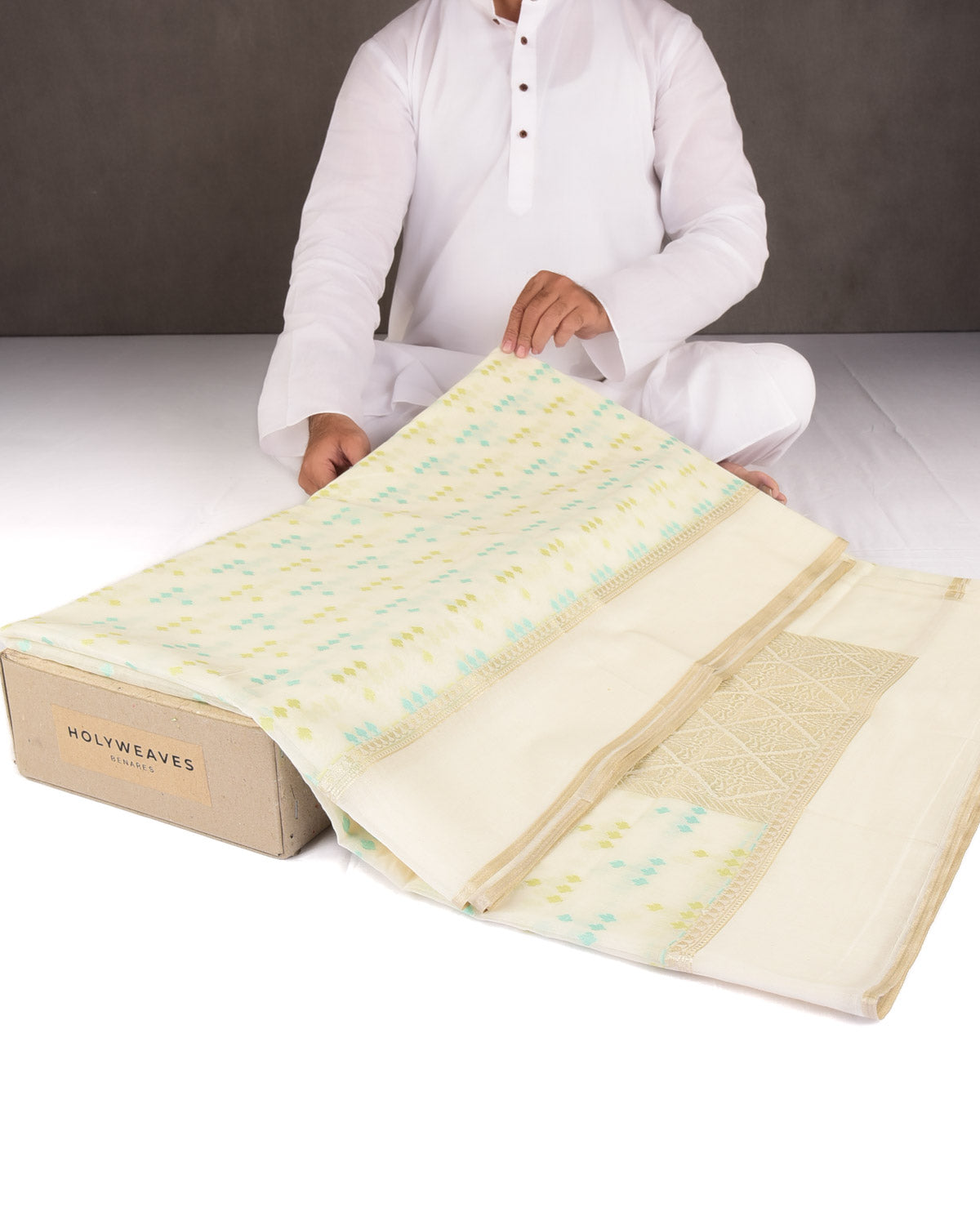 Blue-Green on Cream Resham Leaf Scatter Buti Cutwork Brocade Woven Art Cotton Silk Banarasi Saree