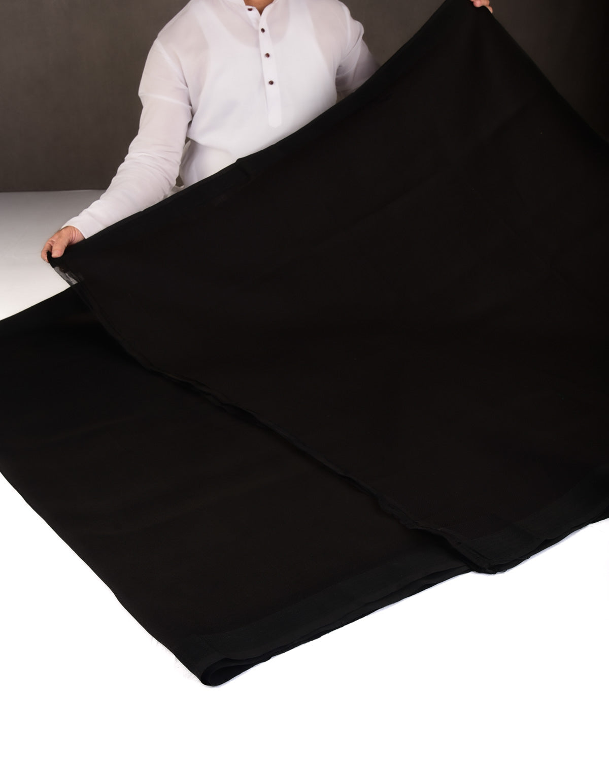 Black Chakri Tanchoi Woven Kora Silk Banarasi Saree-HolyWeaves