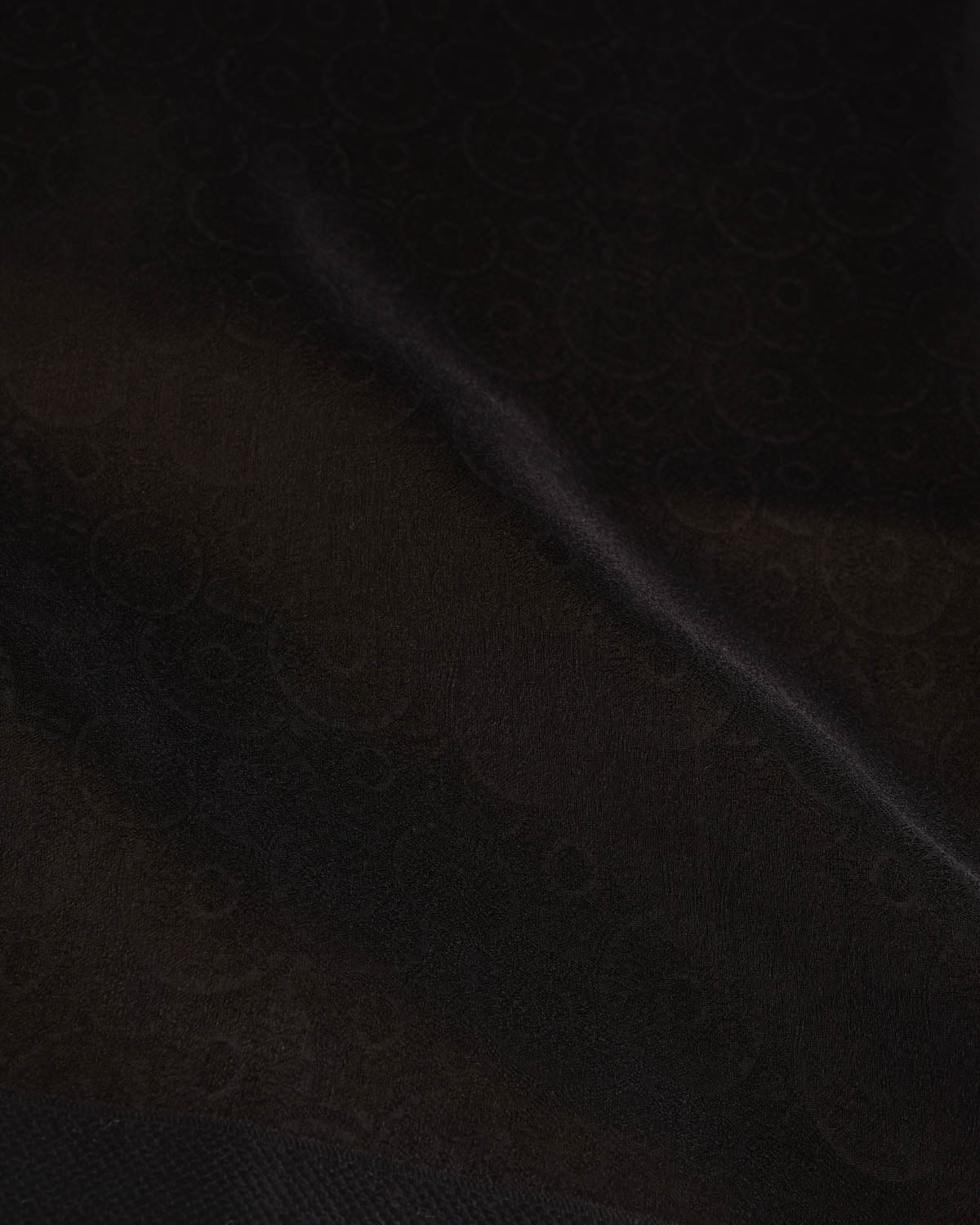 Black Chakri Tanchoi Woven Kora Silk Banarasi Saree-HolyWeaves