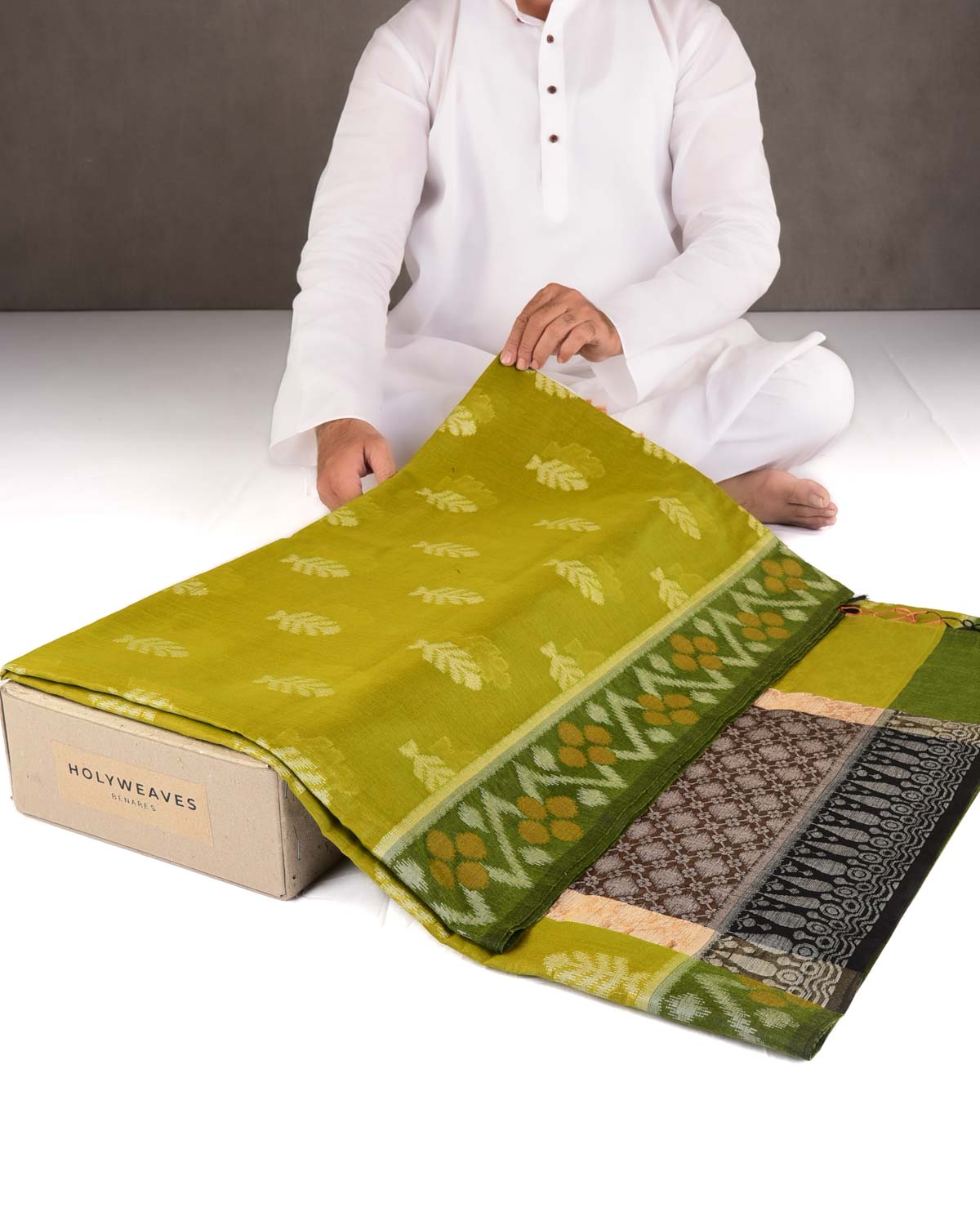 Green Ikat Style Resham Brocade Woven Art Cotton Silk Banarasi Saree