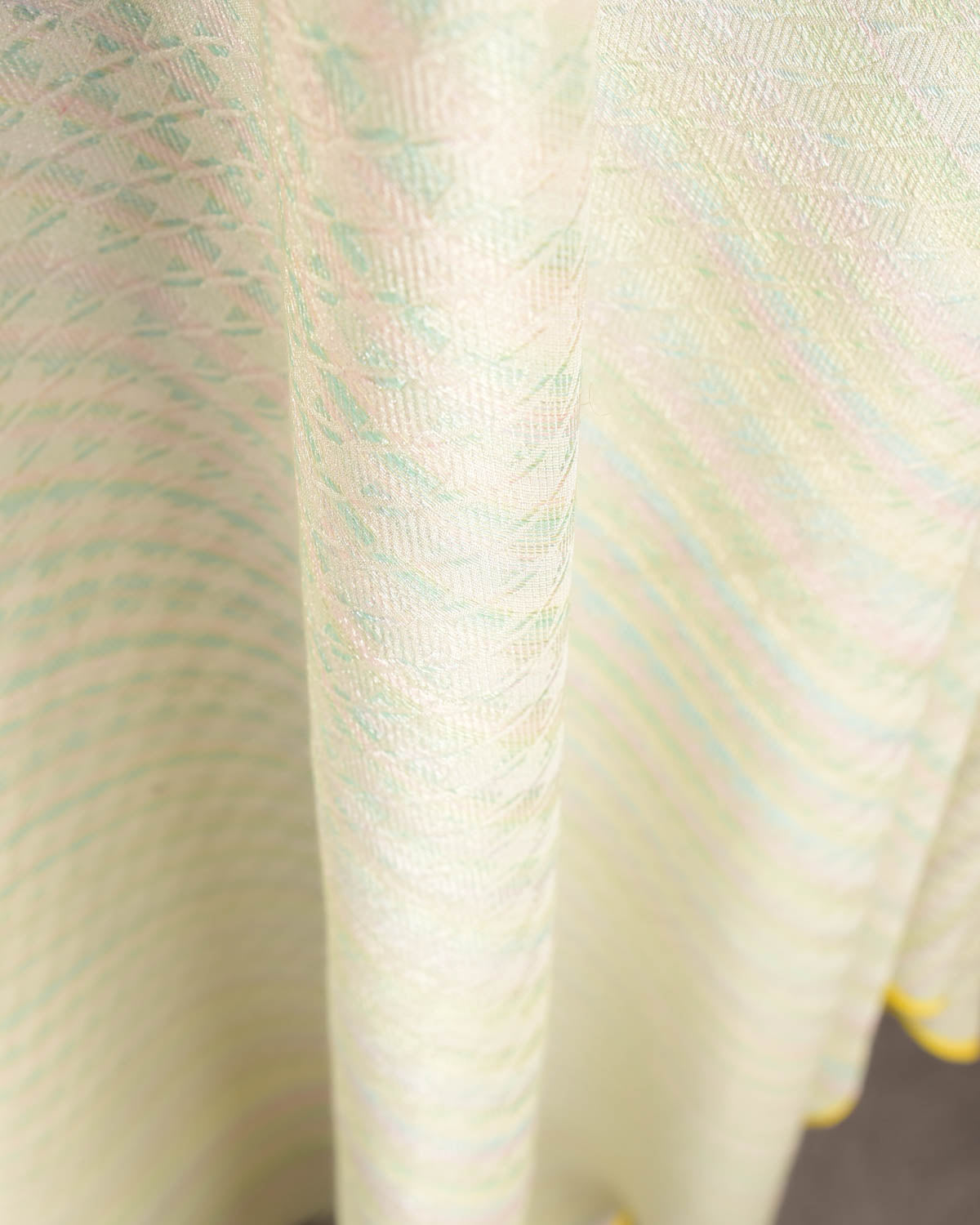 Metallic Variegated Ivory White Houndstooth Brocade Handwoven Silk Wool Unisex Dress Shawl-HolyWeaves