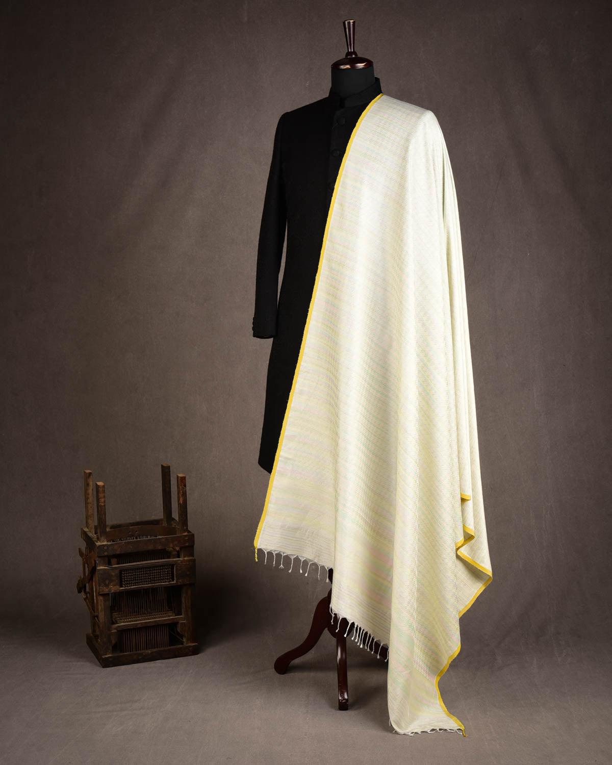 Metallic Variegated Ivory White Houndstooth Brocade Handwoven Silk Wool Unisex Dress Shawl-HolyWeaves