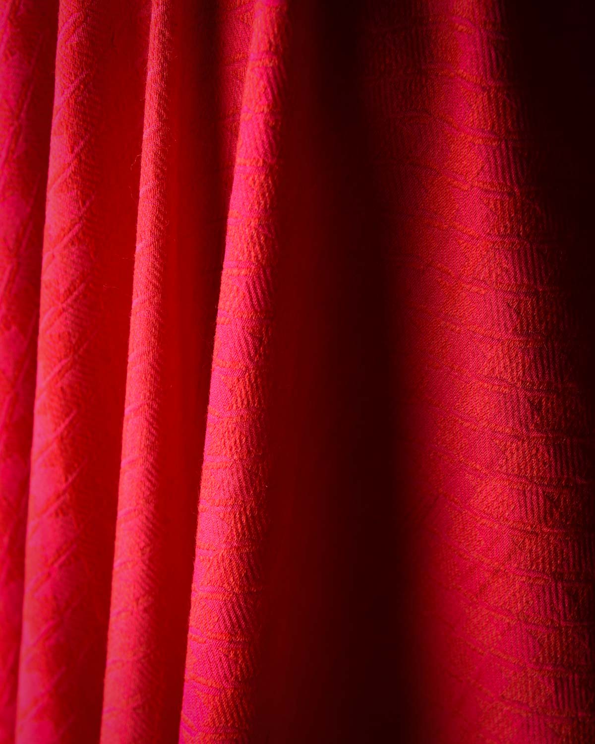 Shot Red-Pink Houndstooth Tanchoi Handwoven Silk Wool Unisex Dress Shawl-HolyWeaves